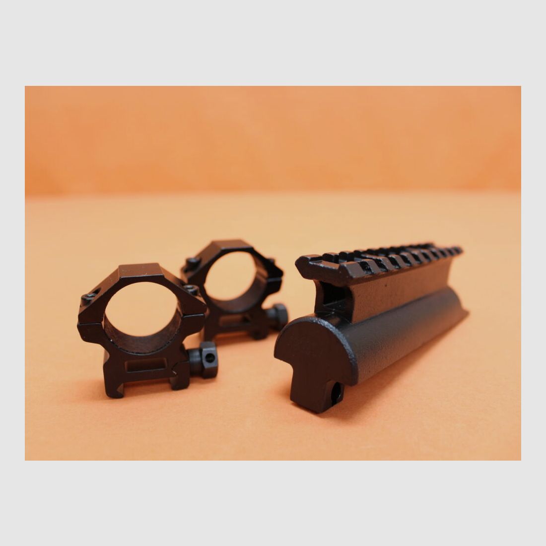 UTG - Leapers Simonov SKS M43: UTG (MNT-T642) High Profile Gen3 See-Thru Mount/ Picatinnymontage m. 1" Ringen