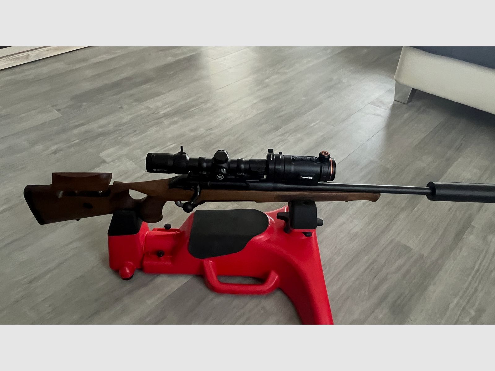 Haenel Jäger 10 in .308 komplett mit Wärmebildvorsatzgerät