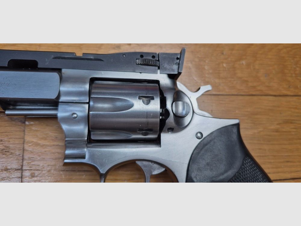 Selten Revolver Ruger GP 100 „Custom“ – Modell mit 6 Zoll Lauf – Seltene Anpassung mit schwerem Lauf ABOM in Deutschland – Vollstahl-Schiene mit verstellbarer Visierung und Wichita Korn aus 100% Stahl – Kal. 357Magnum / 38 special – Waffe aus September 1992 – Seltene Ruger Anpassung – TBE/TBE+, Bild 5 von 30