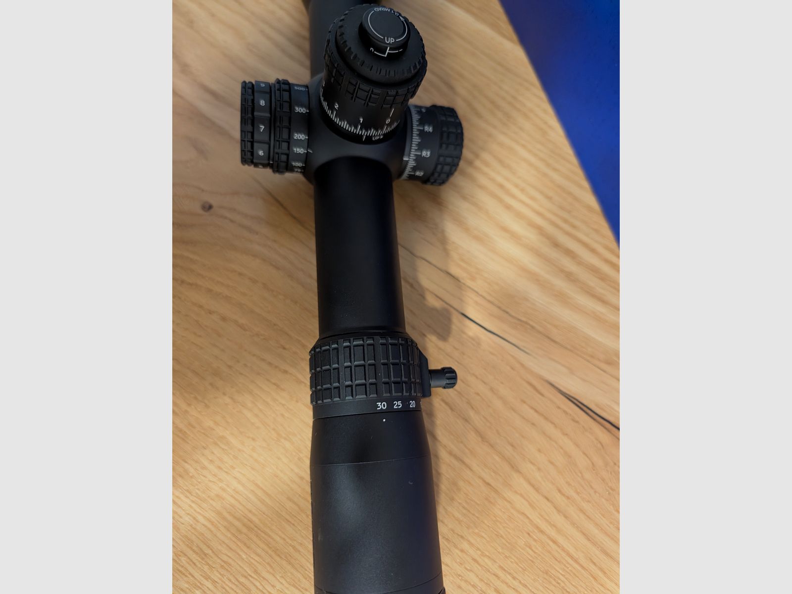 Delta Optical Stryker HD 4,5-30x56 Neu unbenutzt. Mit Contessa Montage