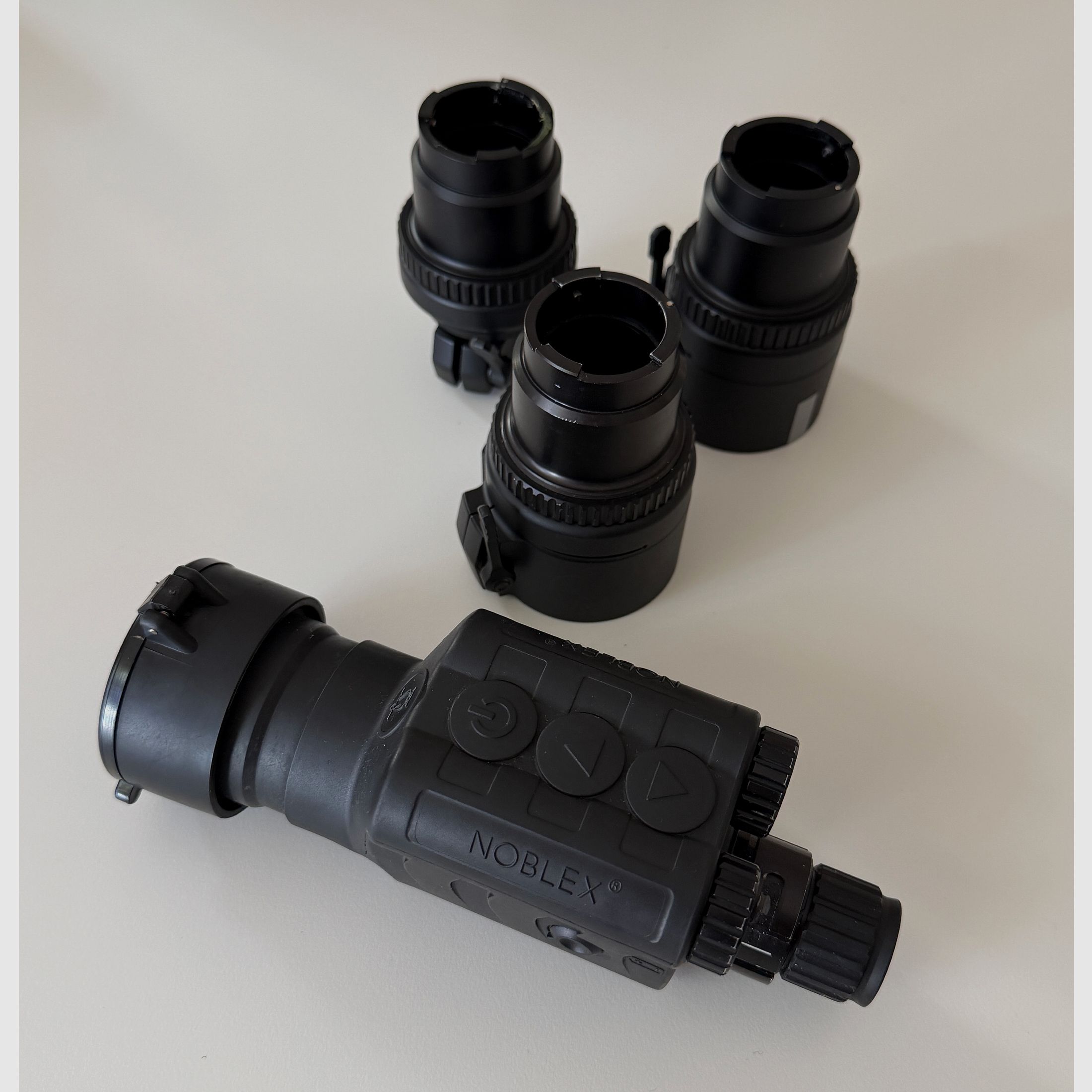 Noblex NW100