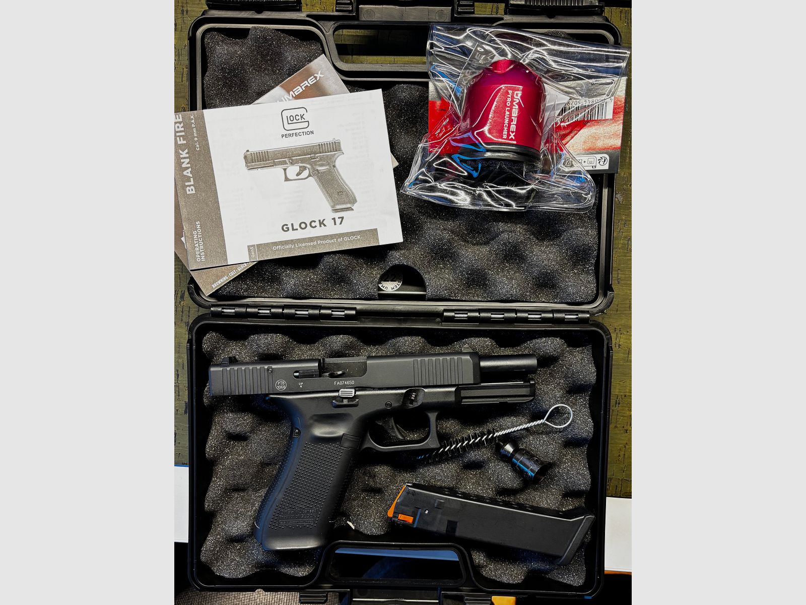 Glock 17 Gen 5 9mm PAK/Schreckschuss inkl. Pyrolauncher