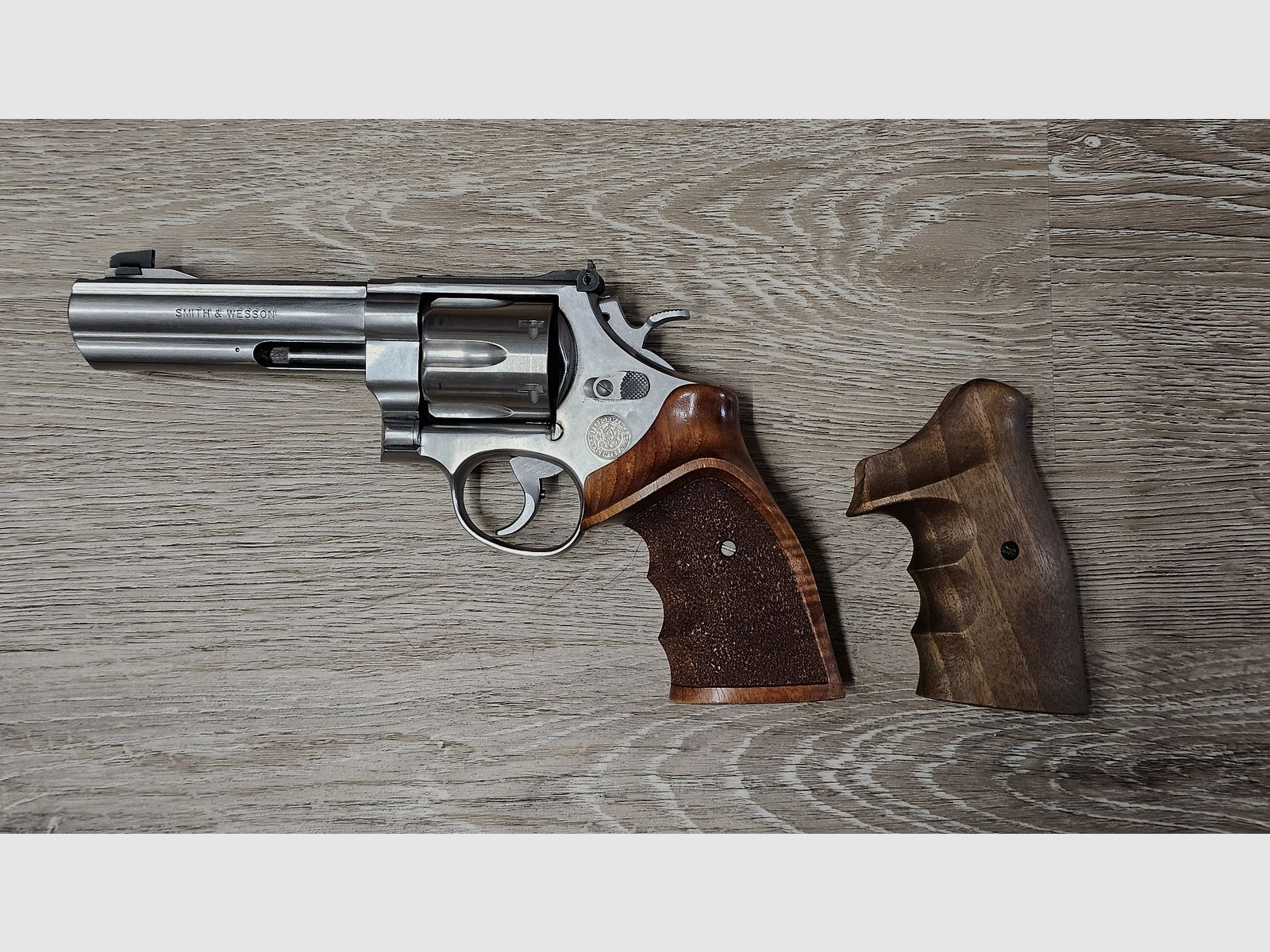 Smith & Wesson 629-4 Performance Center "Classic Powerport" .44 Mag. barrel length 5", special edition (1996), Pre-Lock, Nill grips, original case, speedloader