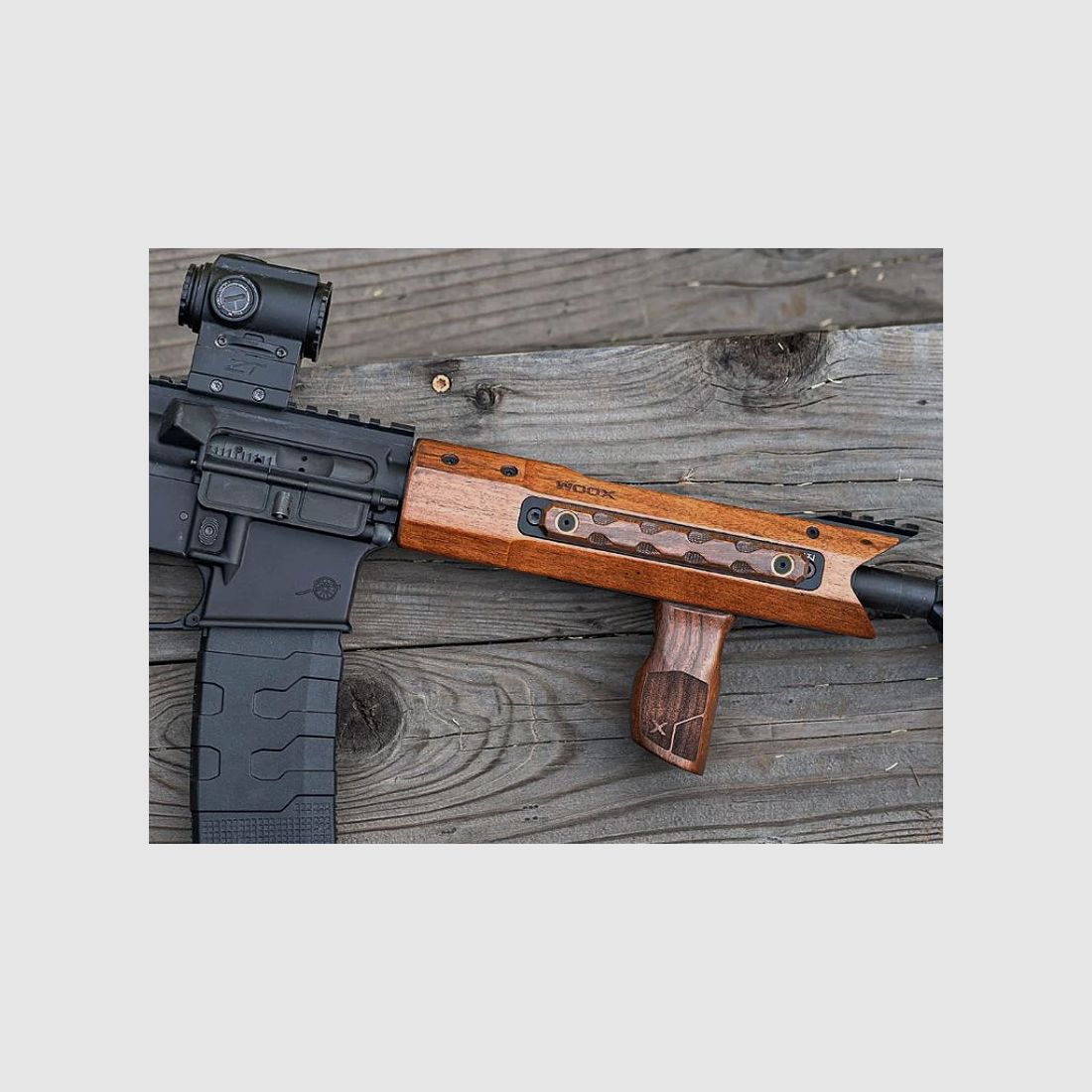 WOOX AR15 Wood Front Grip, Vertical for M-LOK