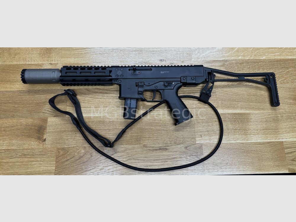 <B&T AG półautomatyczna broń 9mmLuger GHM9 SD DE z tłumikiem dźwięku = broń pochłaniająca dźwięk // u nas z paskiem H&K>