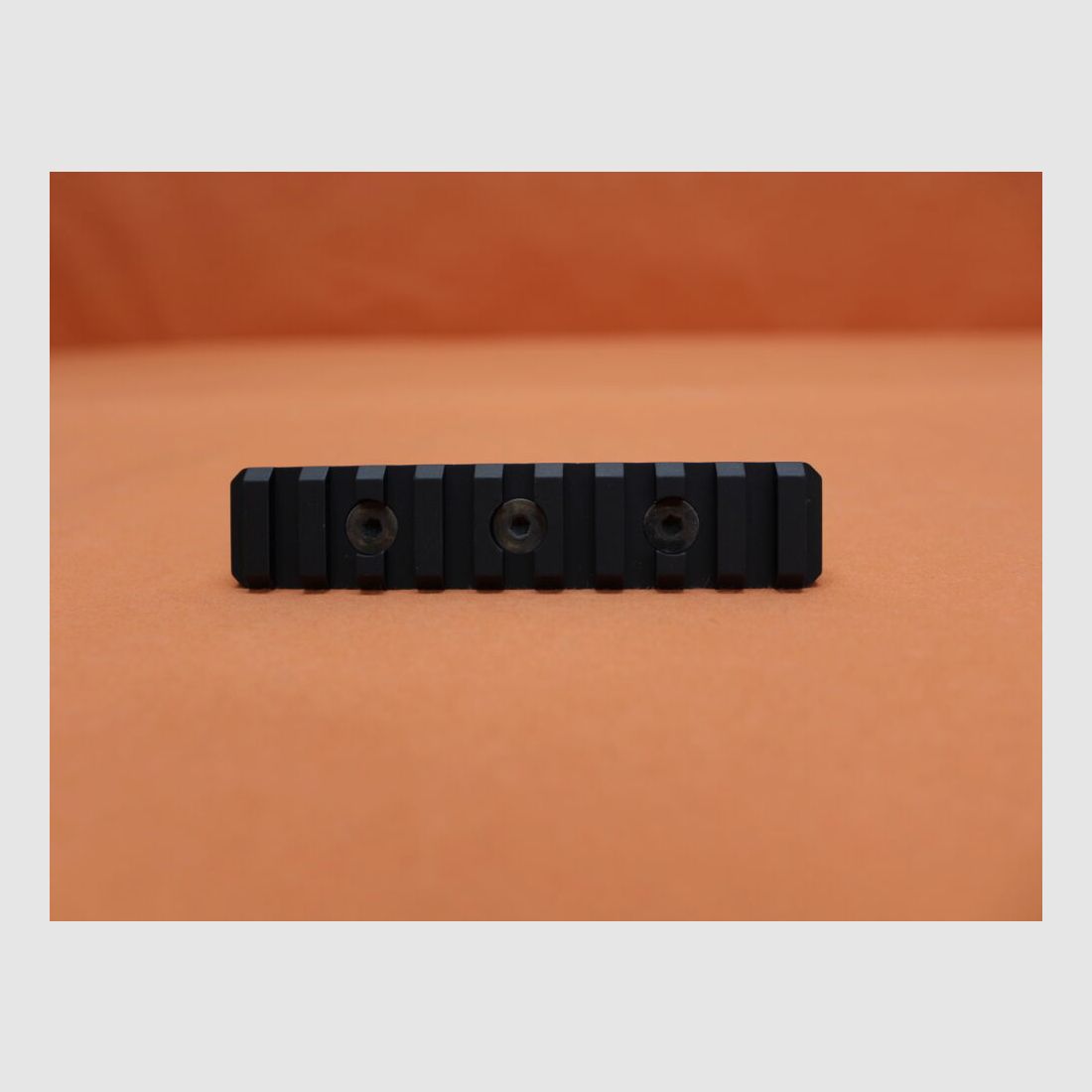 JP Enterprises, Inc. AR-15: Tactical Accessory Rail Adapter JP (JPTR-L) VTAC 4"/ Picatinnyschiene für Handschutz