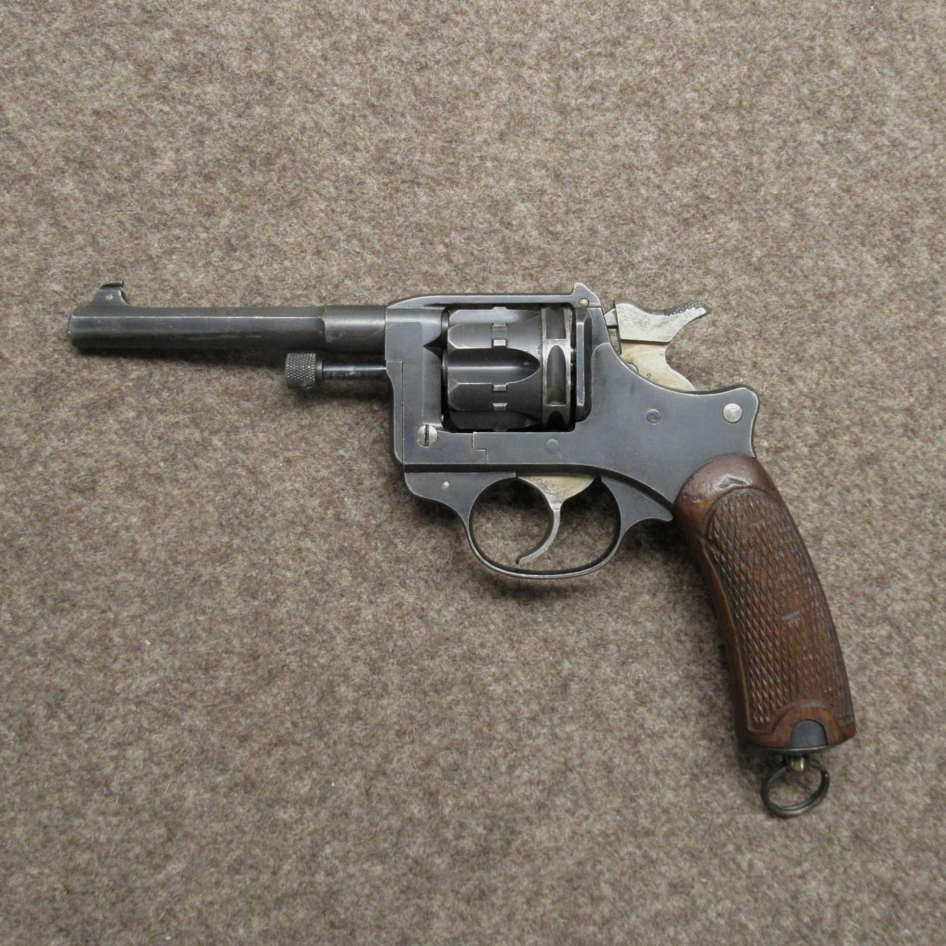 Revolver MAS Mle 1892 Kal. 8mm Lebel, Bild 2 von 4