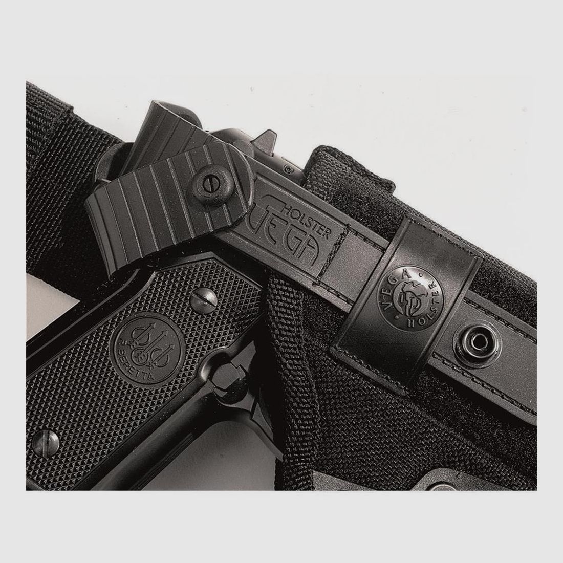 Taktisches Oberschenkelholster mit doppelter Sicherungslasche Glock 20/21/29/30/36, H&K USP/P30L, SFP9-VP9, CZ P07, Walther P99/PPQ,Beretta APX OD Green Linkshänder