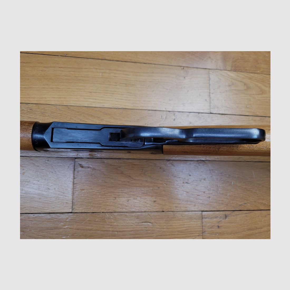 Sehr schöne Winchester Modell 1894 – Kaliber 30-30 – Hergestellt in den USA 1967 – Kapazität 8+1 – Schöne helle Nuss – Mechanischer und ästhetischer Zustand ausgezeichnet – Pachmayr Schaftkappe – TBE++, Bild 9 von 27
