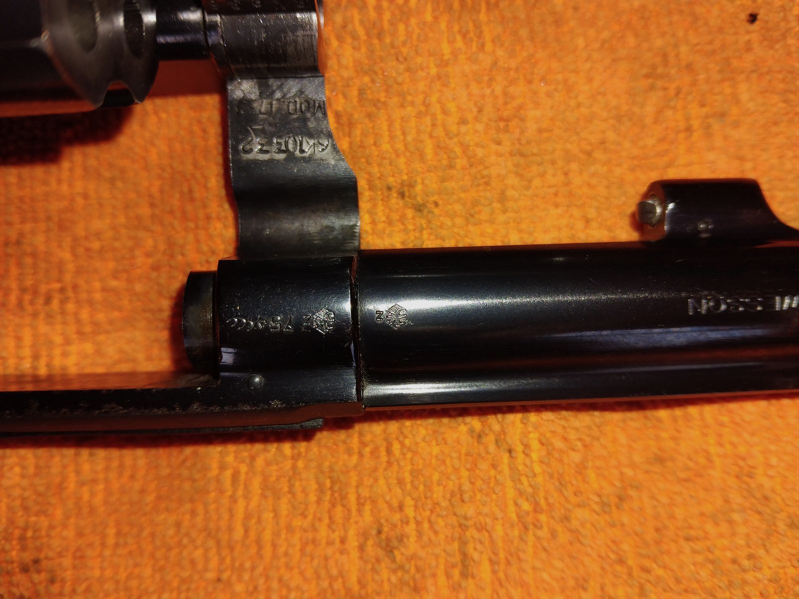 Revolver Smith & Wessen Modell 17 6" mit Sportgriffstück