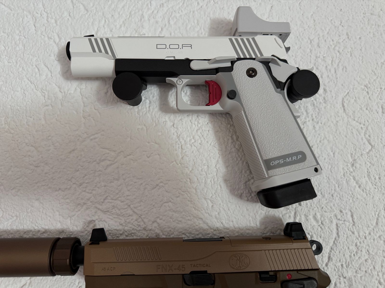 Airsoft Sammlung komplett zu Verkaufen, 6 Gewehre & 5 Pistolen sowie Zubehör ohne Ende        ALLES KOMPLETT NEU