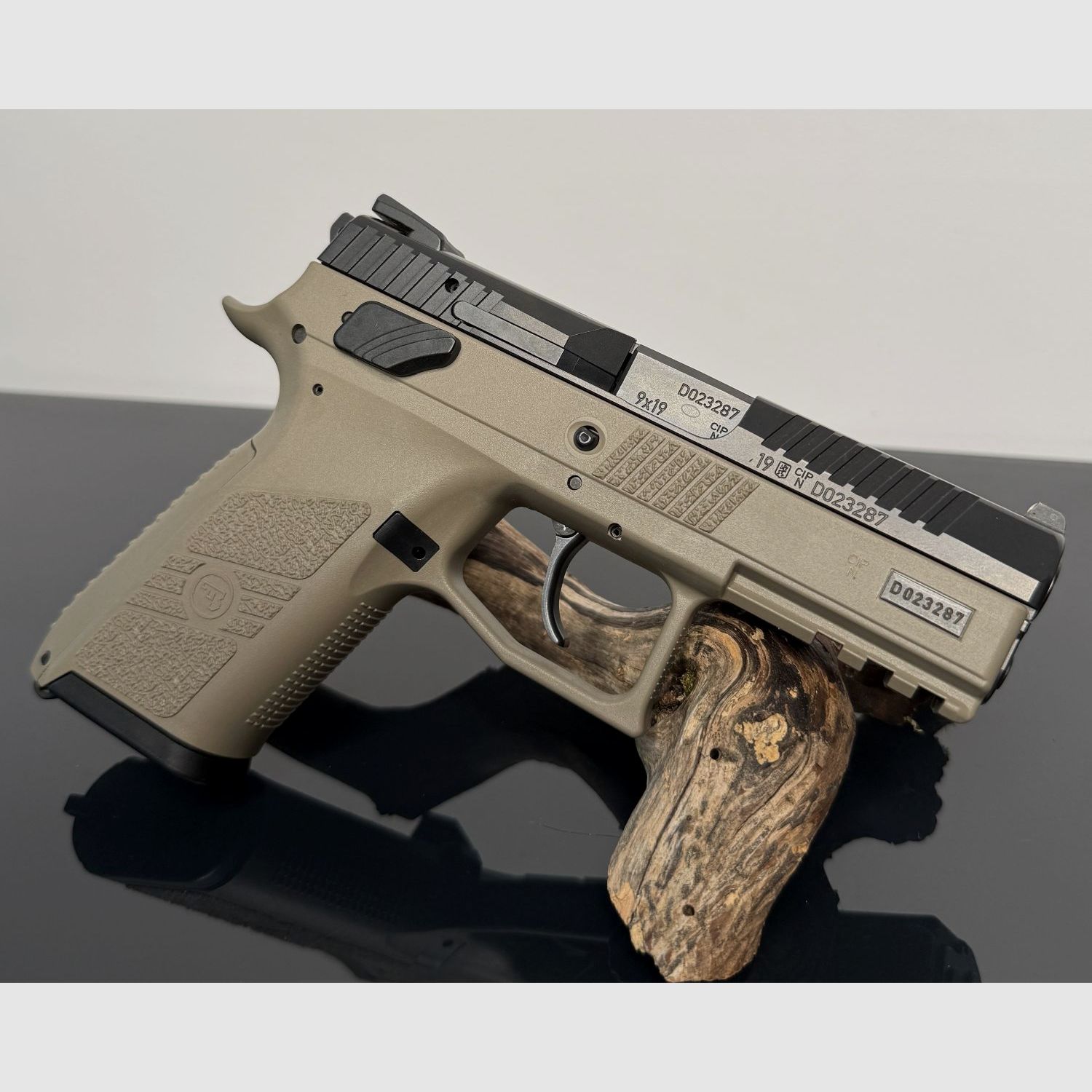 CZ P-07 FDE, Bild 3 von 4
