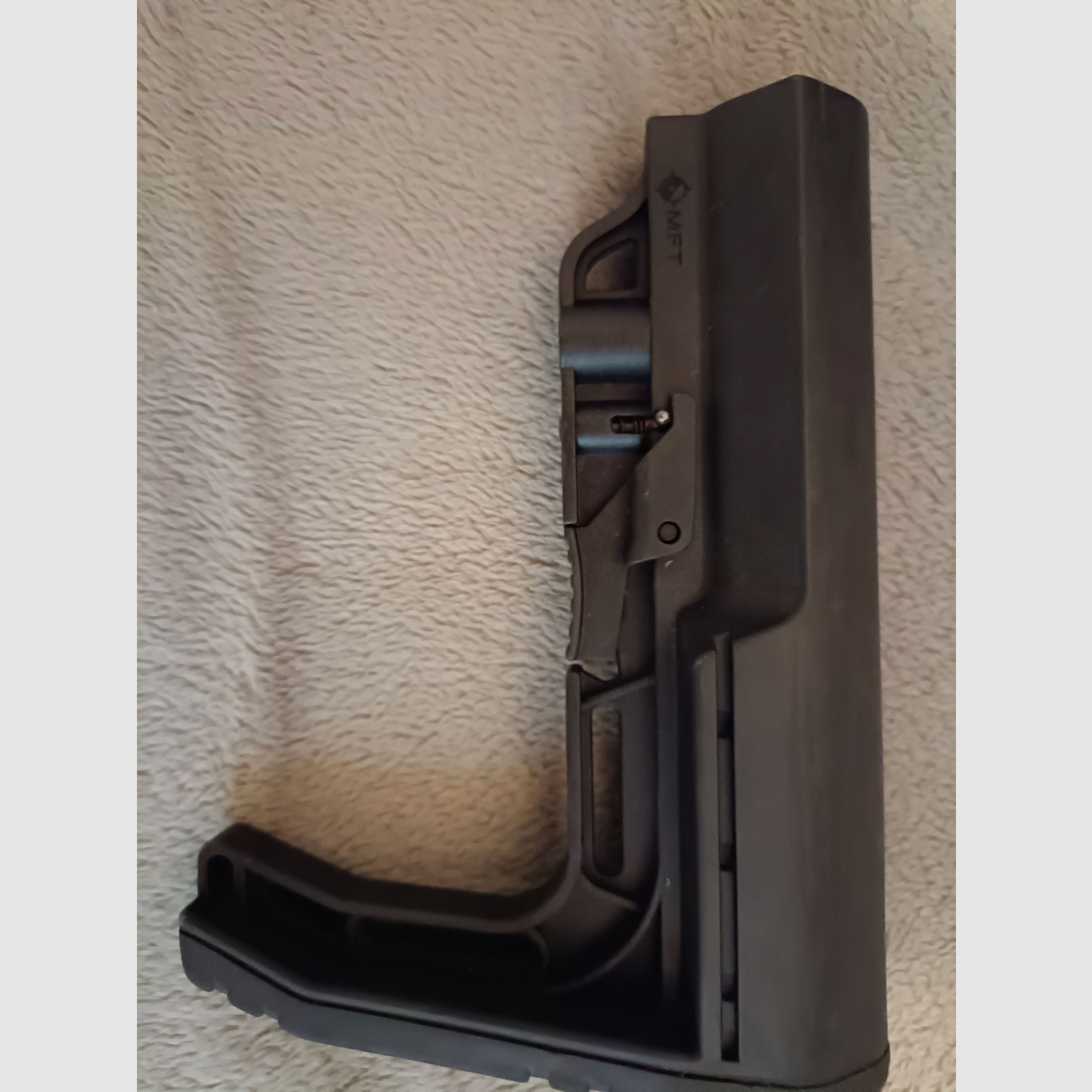 Schulterschaft AR 15 Milspec MFT