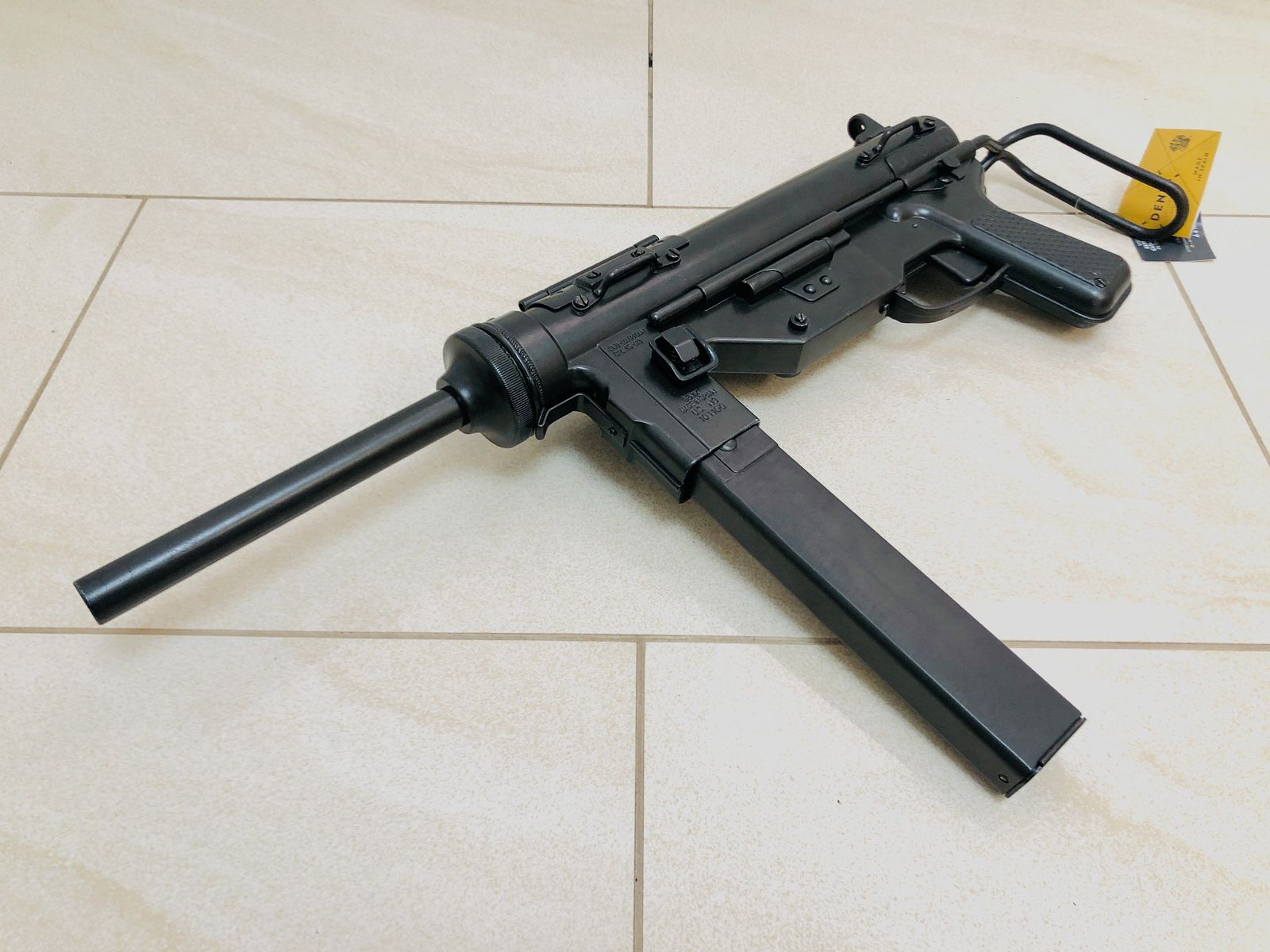 ••• Dekowaffe / Modellwaffe US Maschinenpistole M3 / Greasegun / NEU + OVP •••