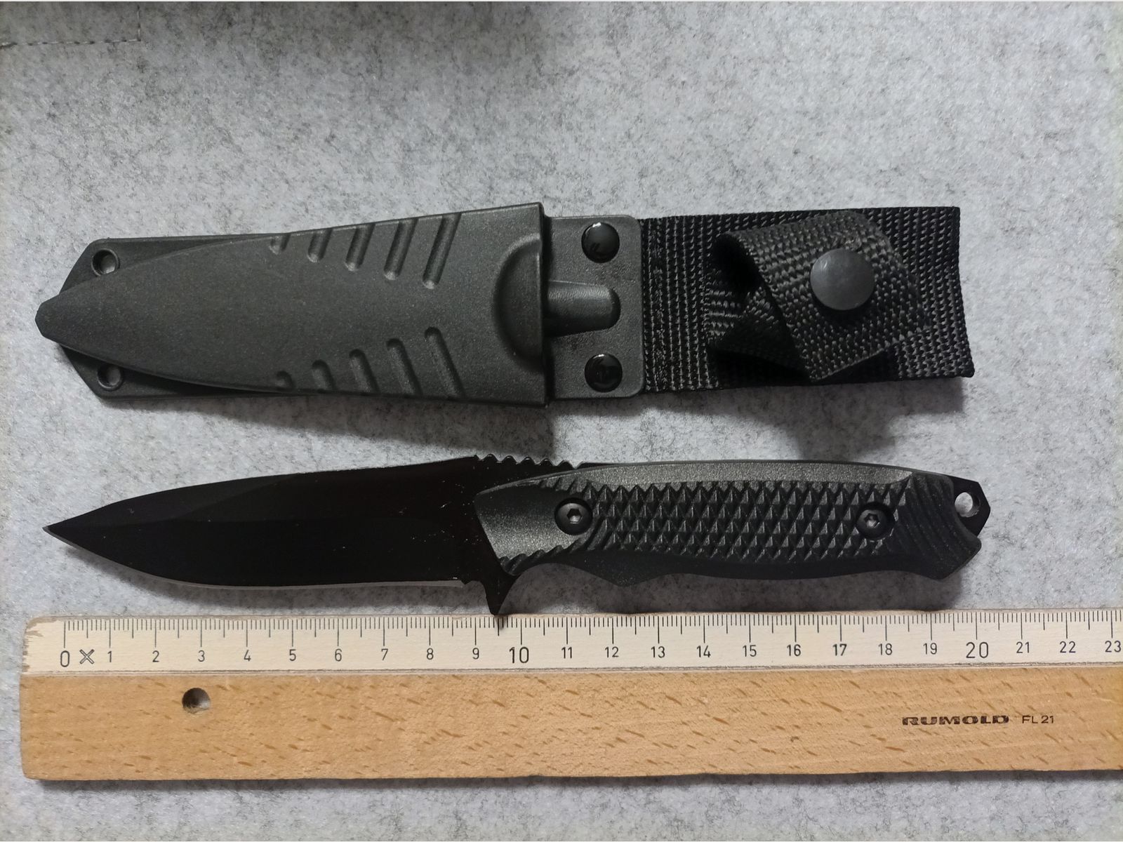 Röhm RG 89 PTB 451 revolver 9 mm Silvester-Set 40xPyro effets + 50 cartouches de munitions