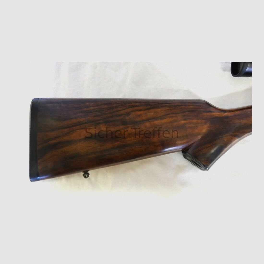 Atzl Custom