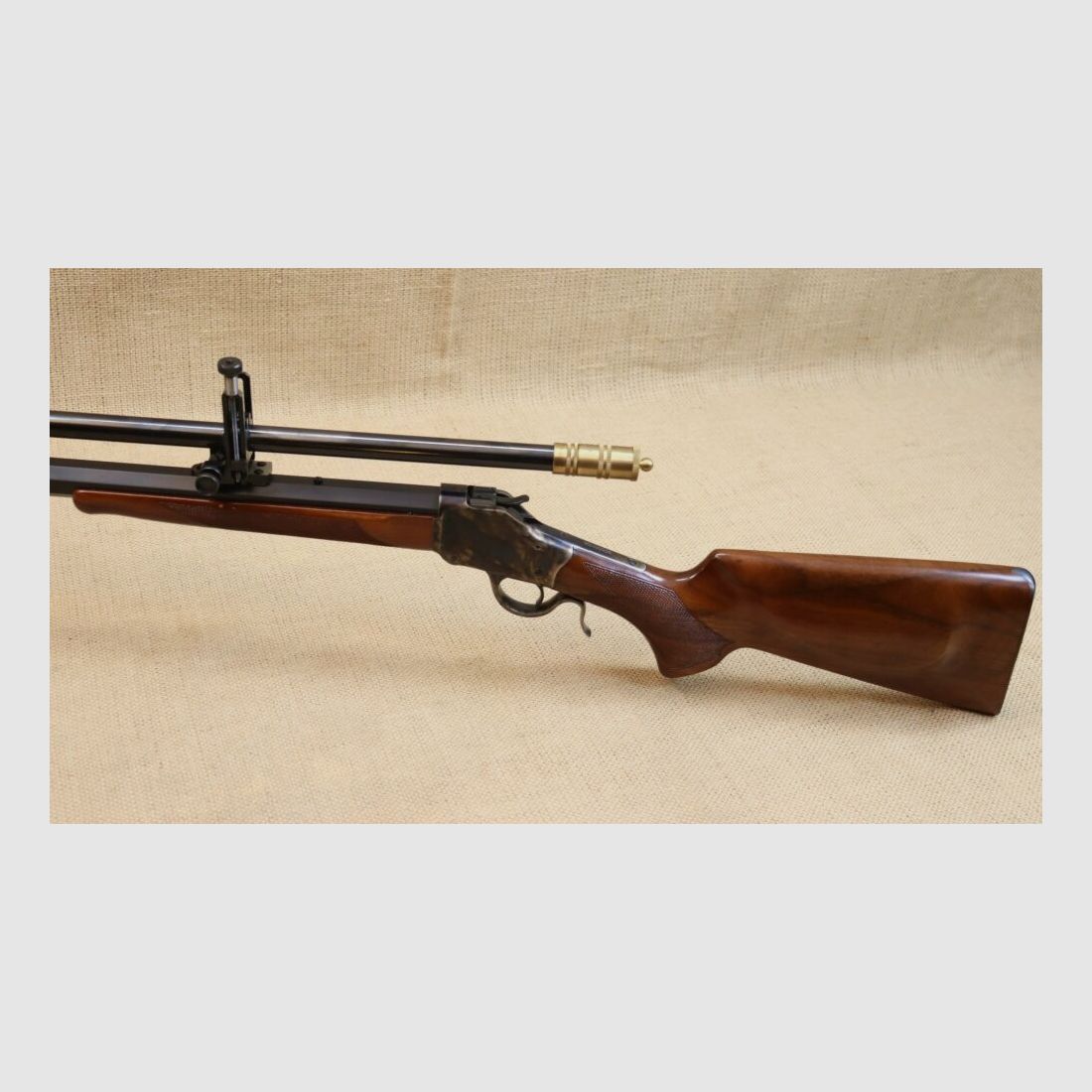 Pedersoli High-Wall Winchester 1885 inkl. Malcolm Scope .38-55Win