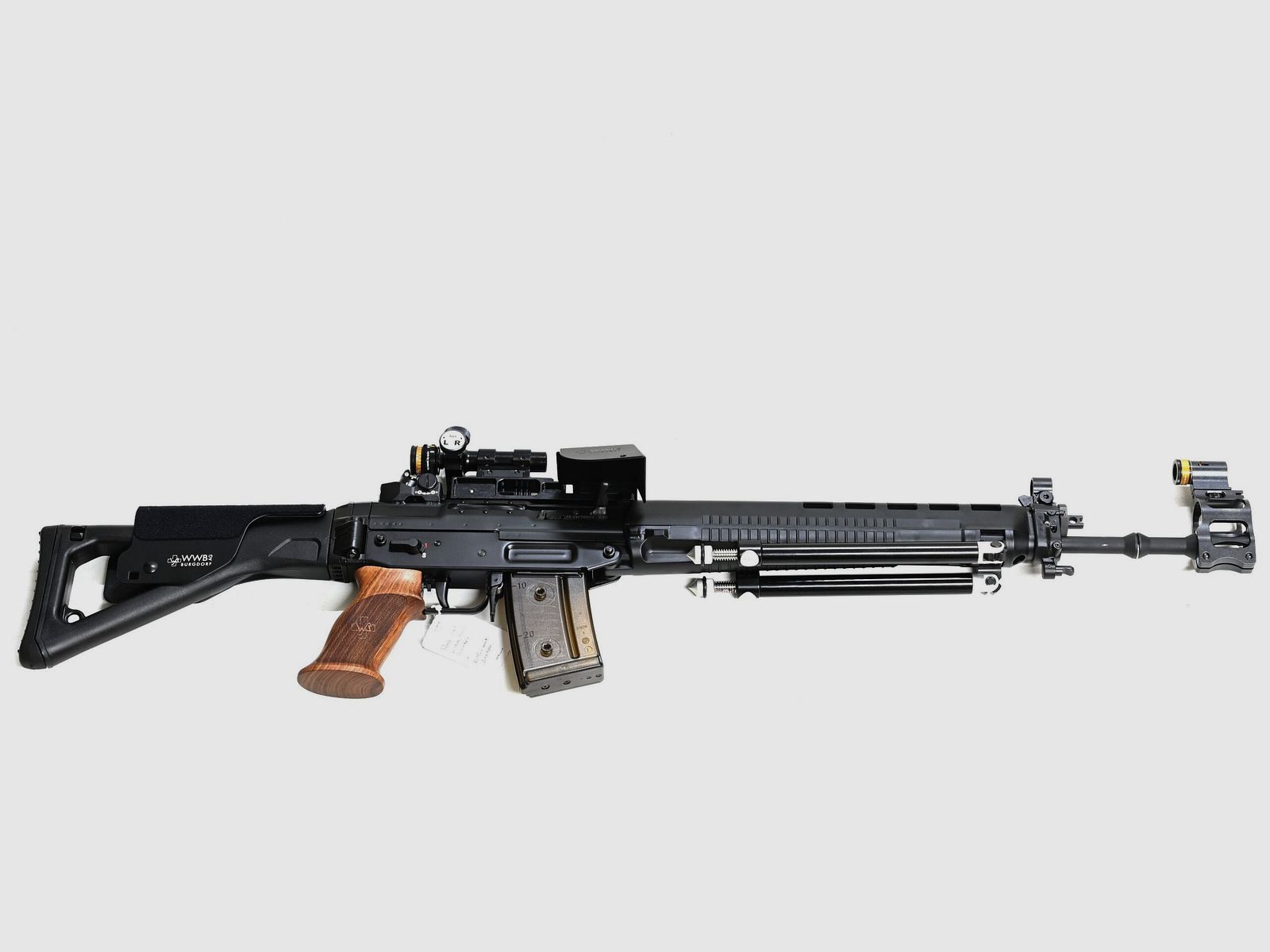 SL-Gewehr SIG PE 90, aufgerüstet zu Wyss Elite 90 5.56 x 45 (GP90), Bild 1 von 3