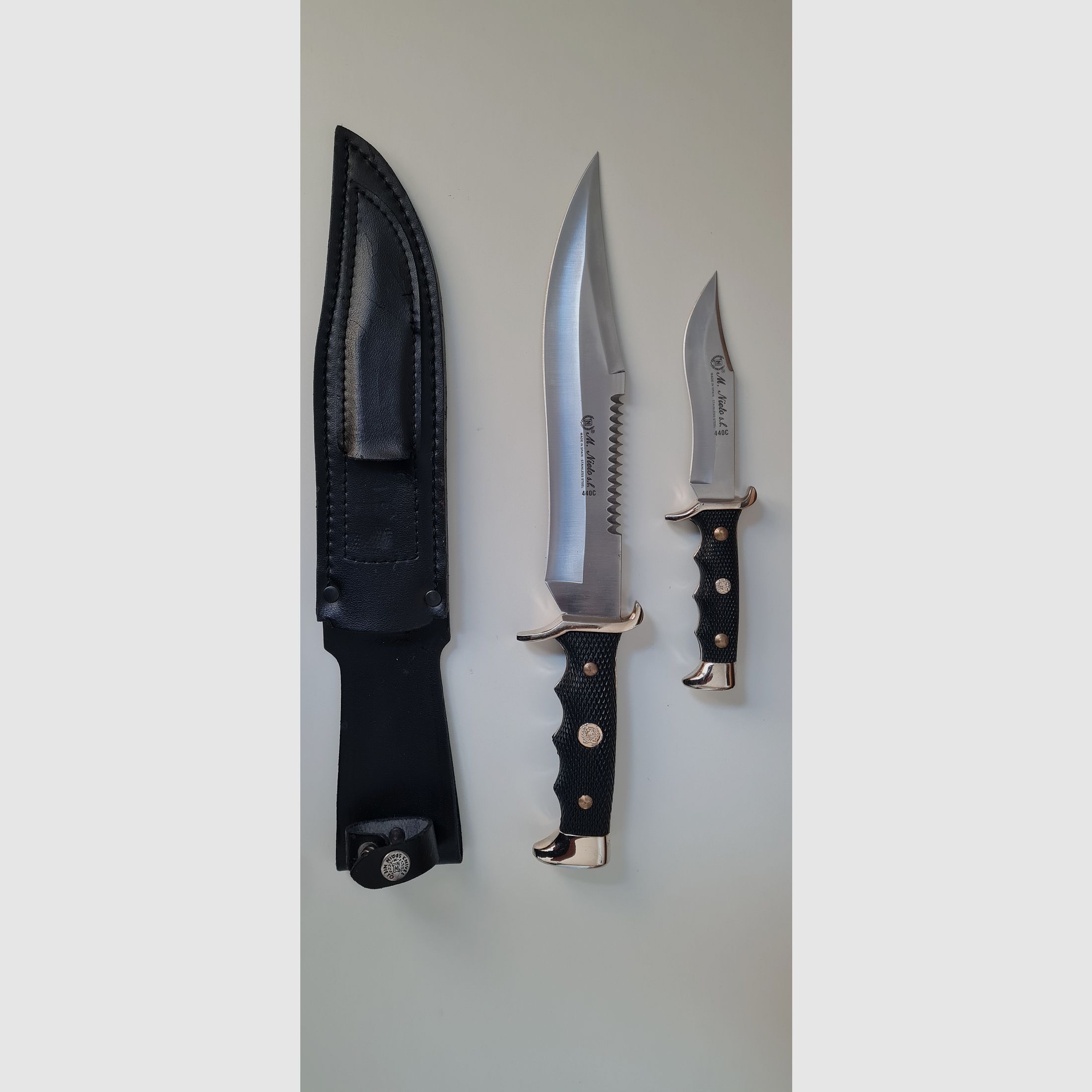 Set di coltelli da caccia con due coltelli