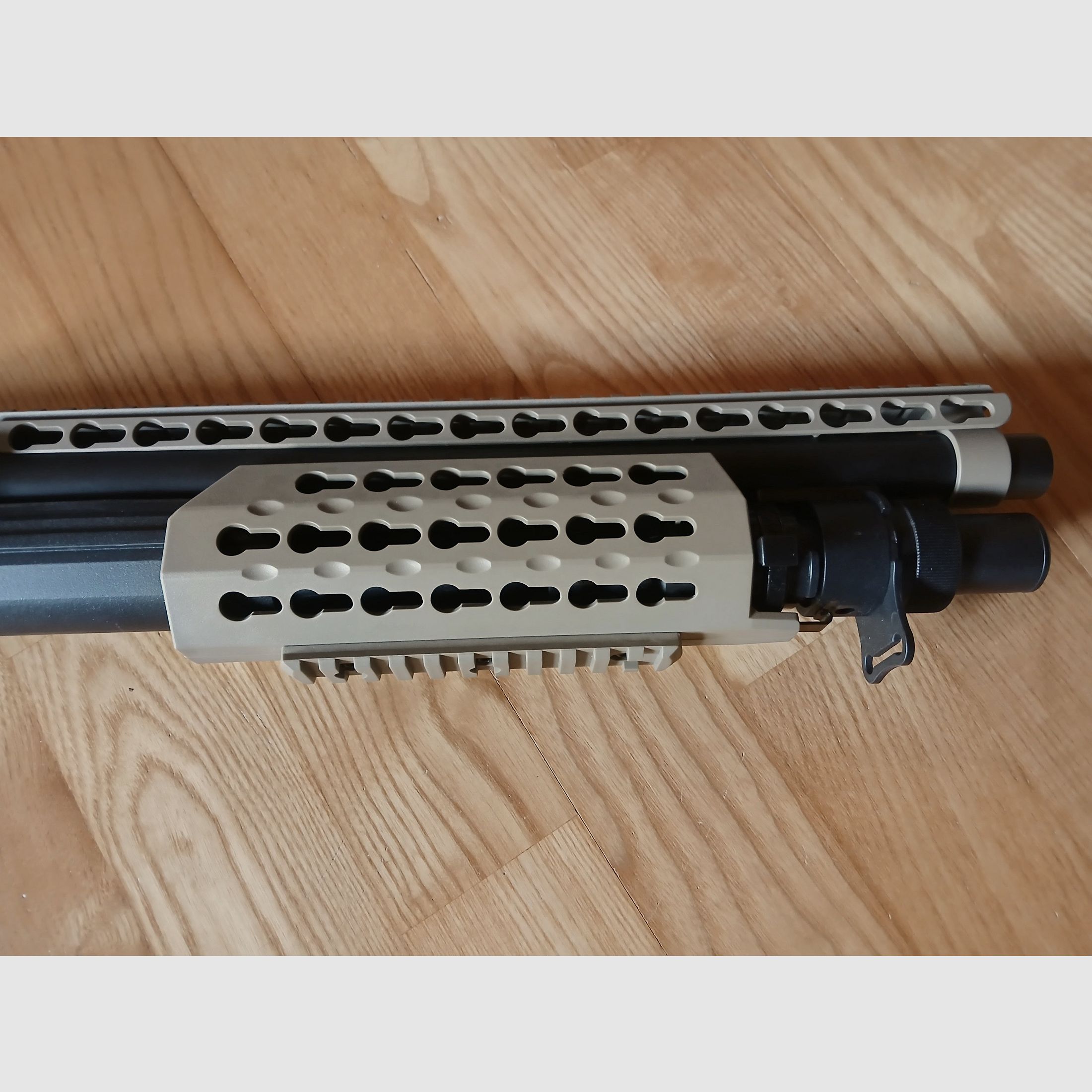 Secutor Velites S - II (including insured shipping)