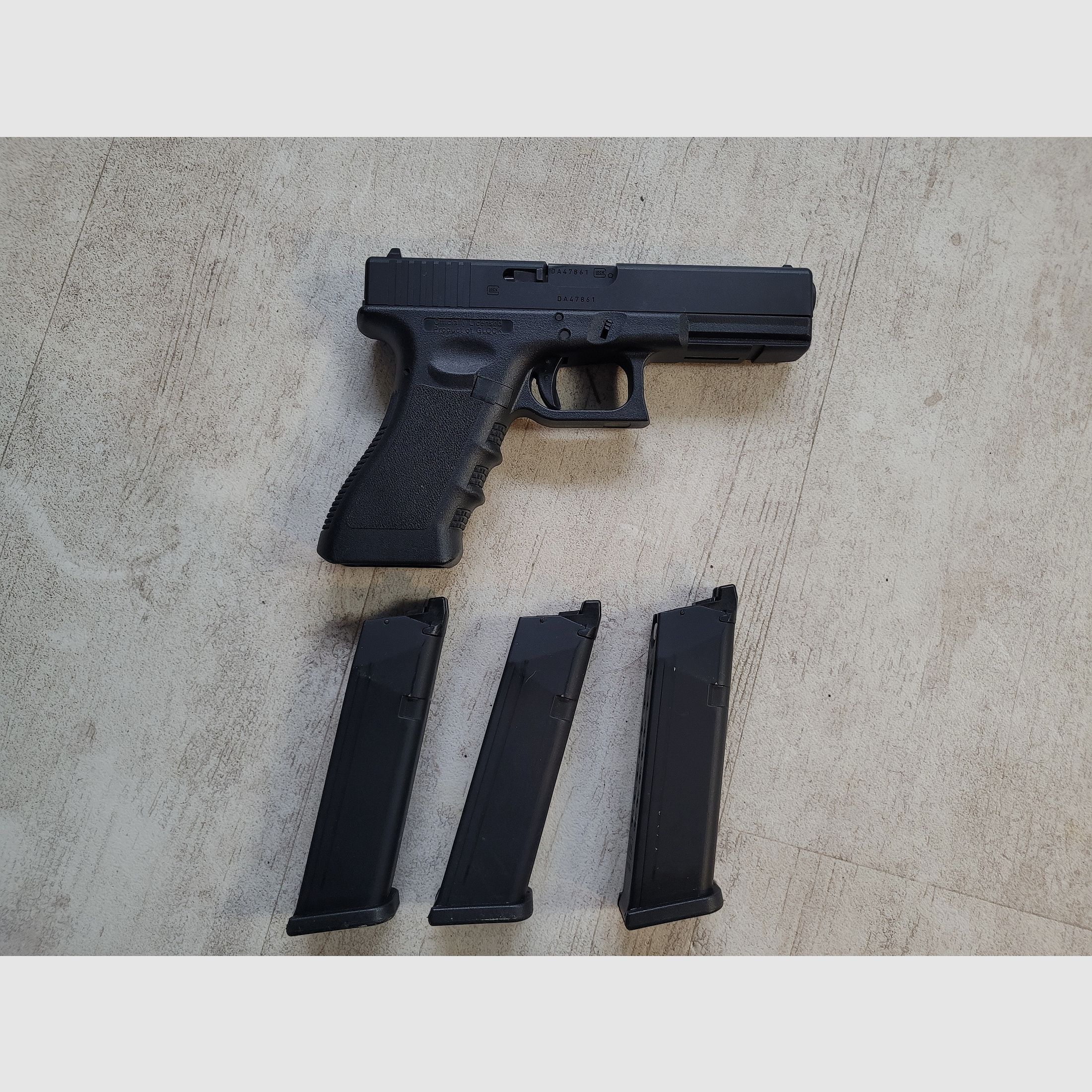 GHK Glock 17 Gen3 Alu CNC Schlitten und 2 EMags