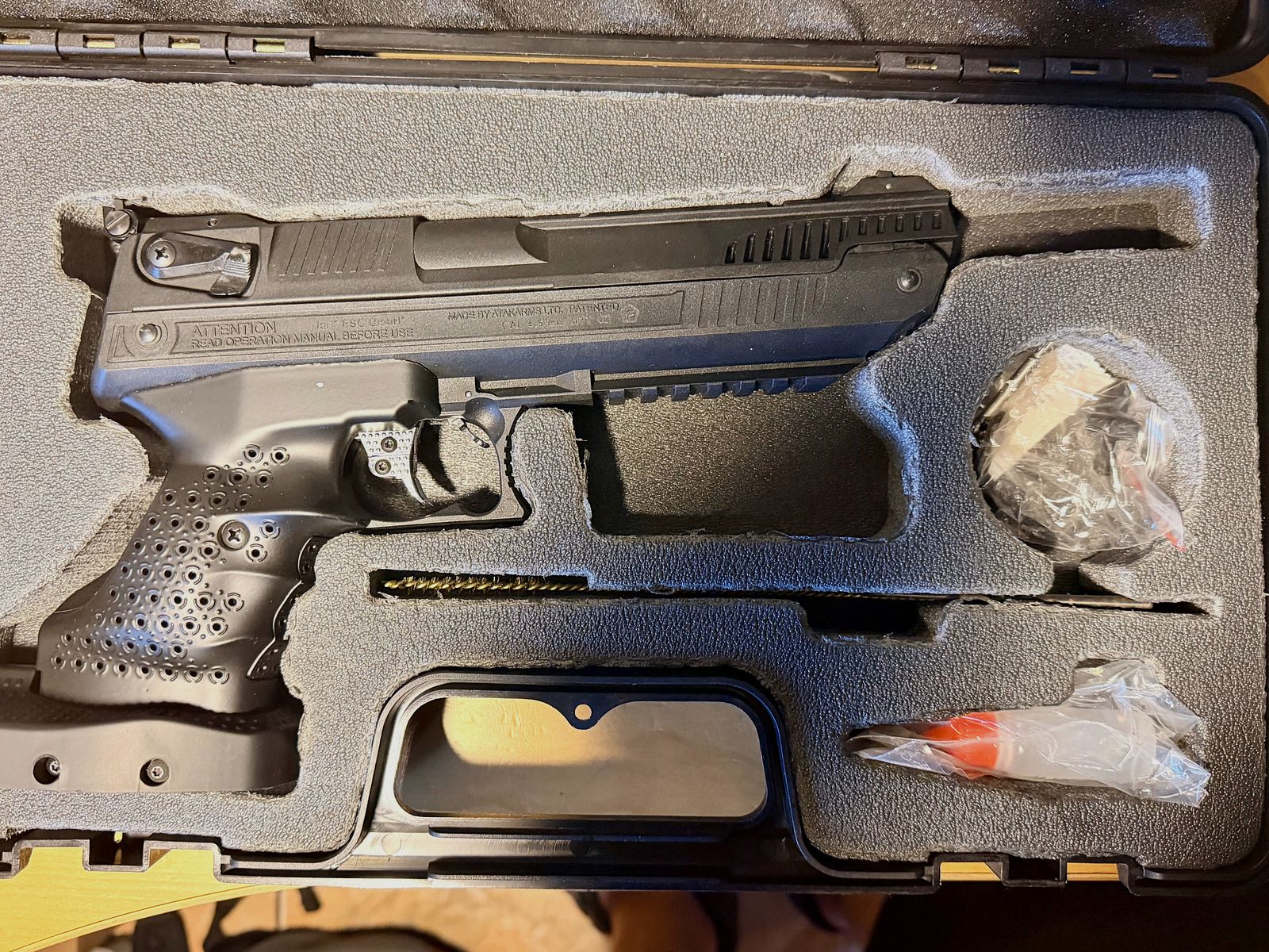 Zoraki HP-01-2 pistolet pneumatyczny w kalibrze 4,5 mm