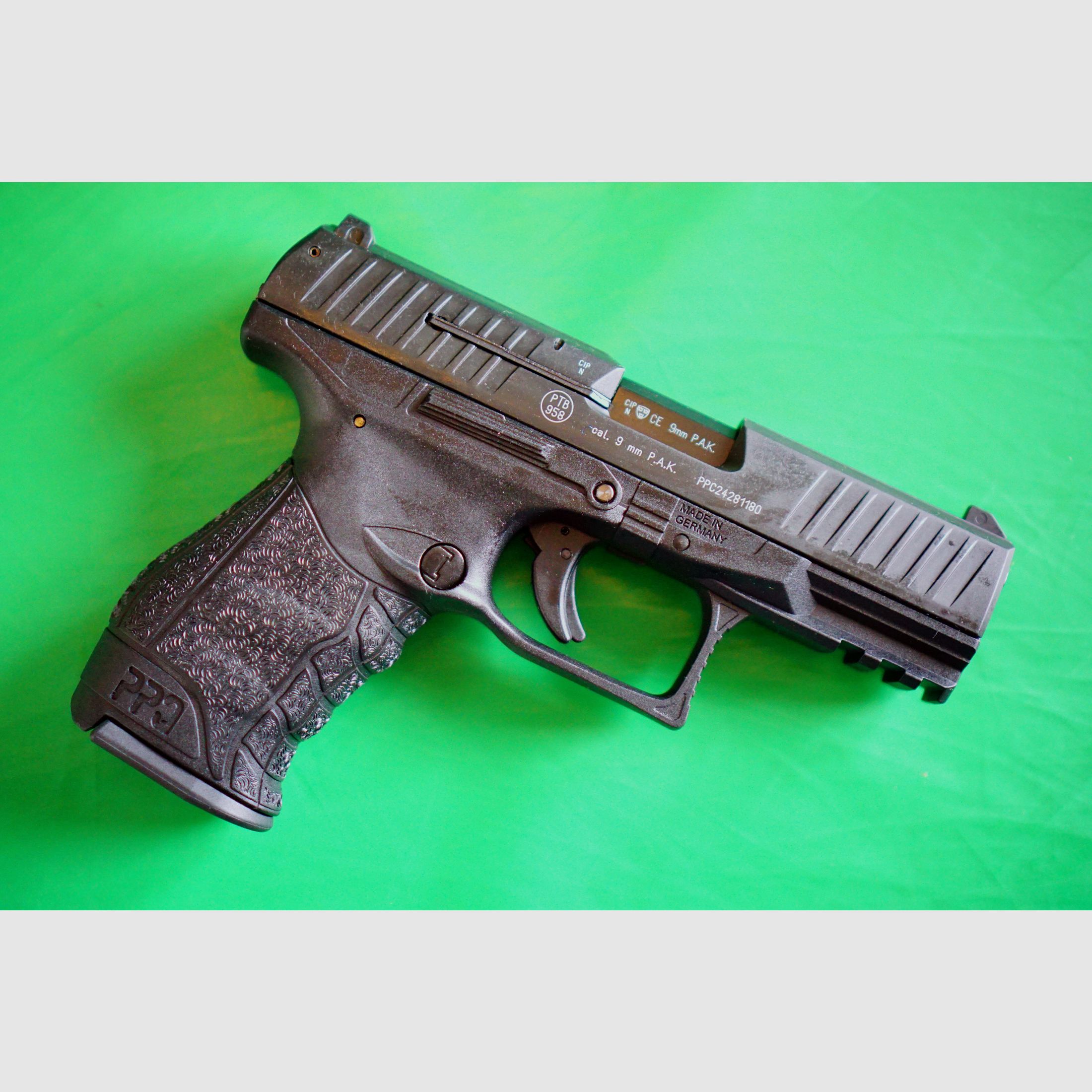 Walther PPQ M2 Schreckschuss Pistole 9mm P.A.K. schwarz (PTB 958) - wie NEU!