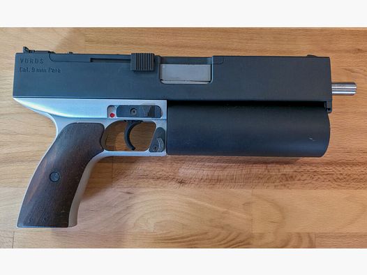 Vörös Model 1