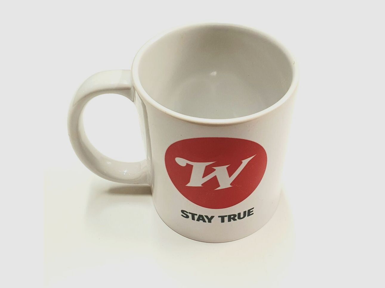 Winchester Tasse, Merch
