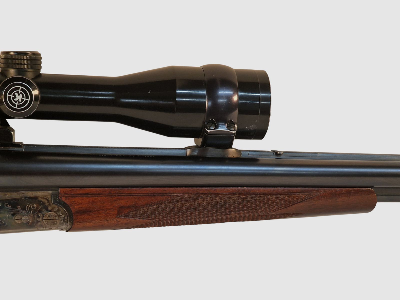Taladro Suhler endurecido en Cal. 30-06 16/70 22 WinMag con Kahles 2,2-9x42