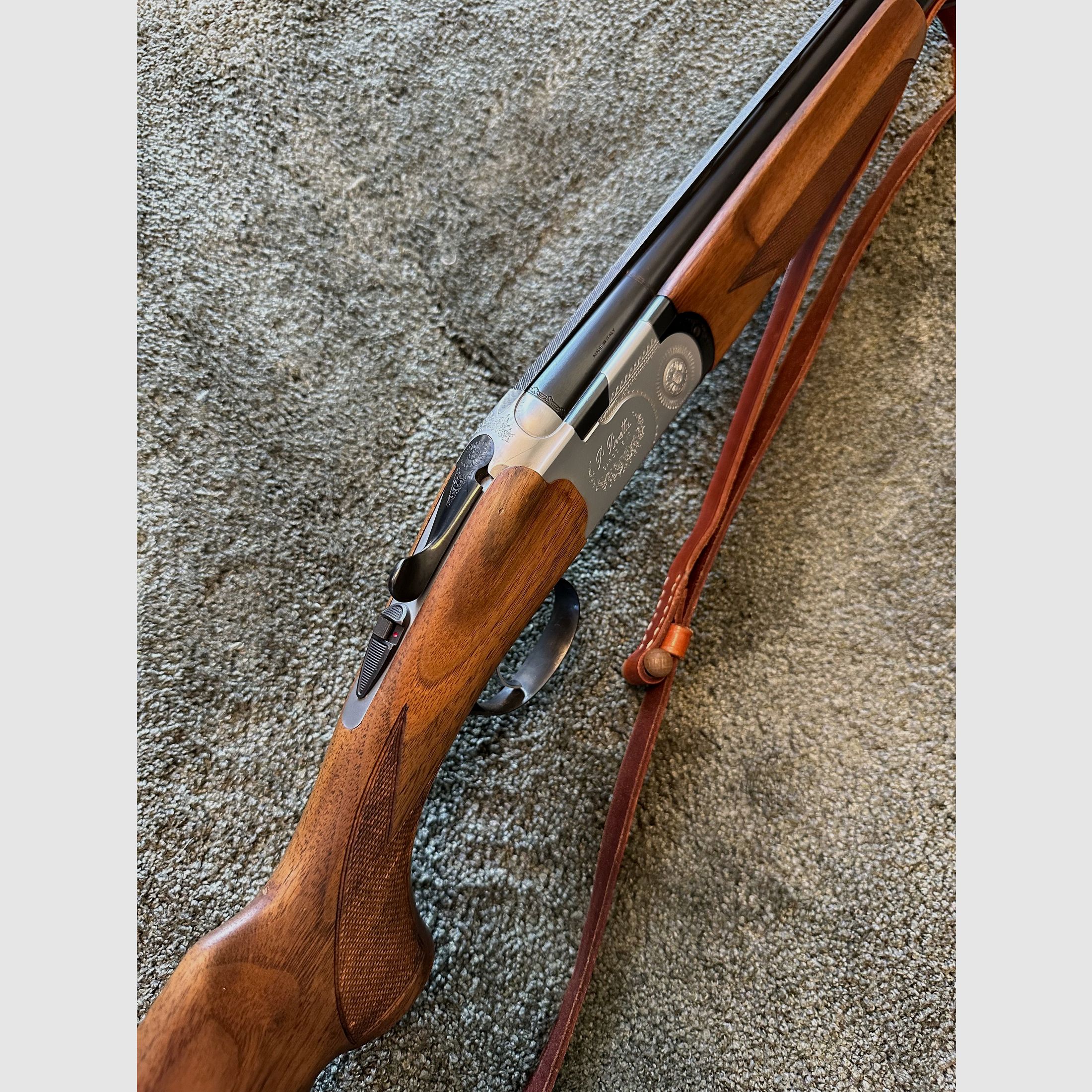 Beretta Bockdoppelflinte Kaliber 20/76 – sehr guter Zustand – inkl. Lederriemen