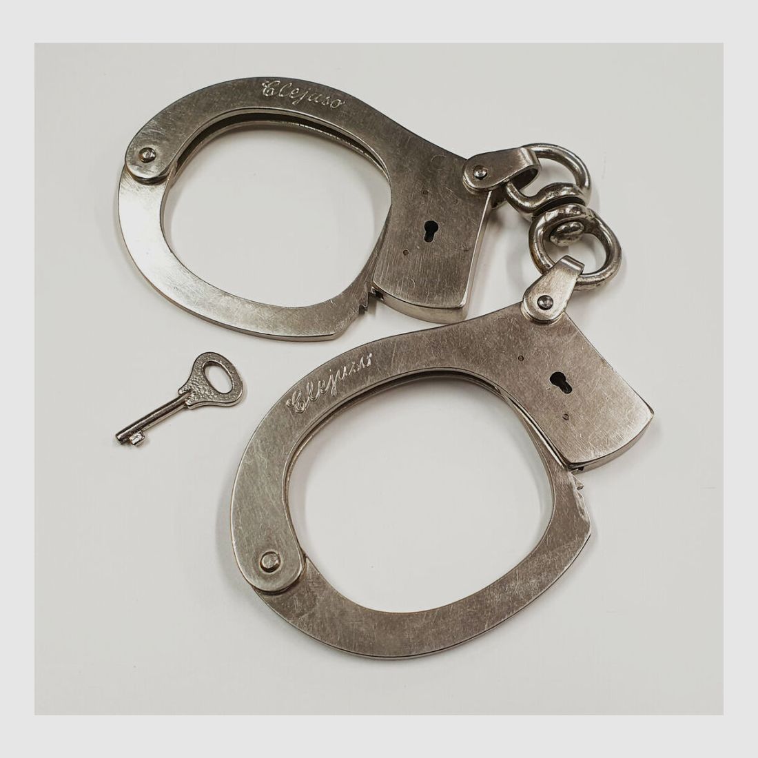 CLEJUSO Clemen & Jung e.K. Handfessel CLEJUSO No. 12 D , steel nickel plated Handschelle, Made in Germany, gebraucht