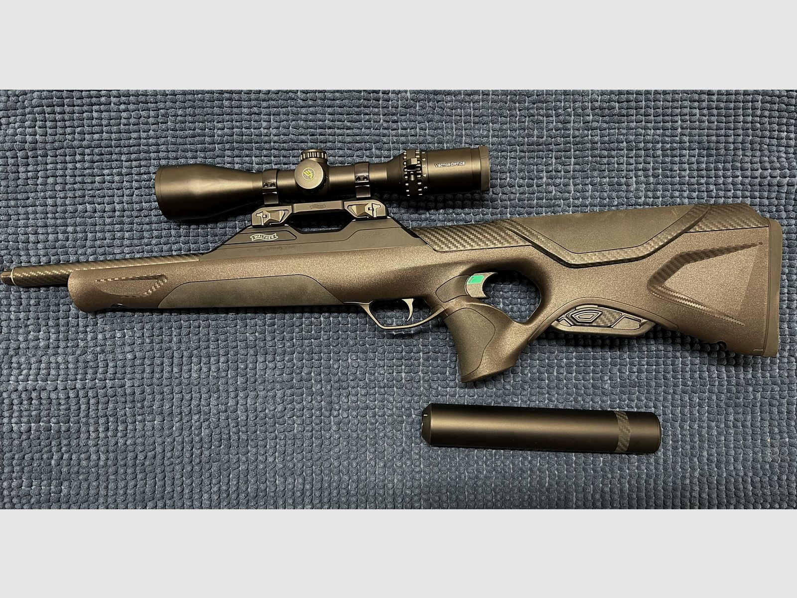 Walther RS3 incluyendo suppressor y montaje