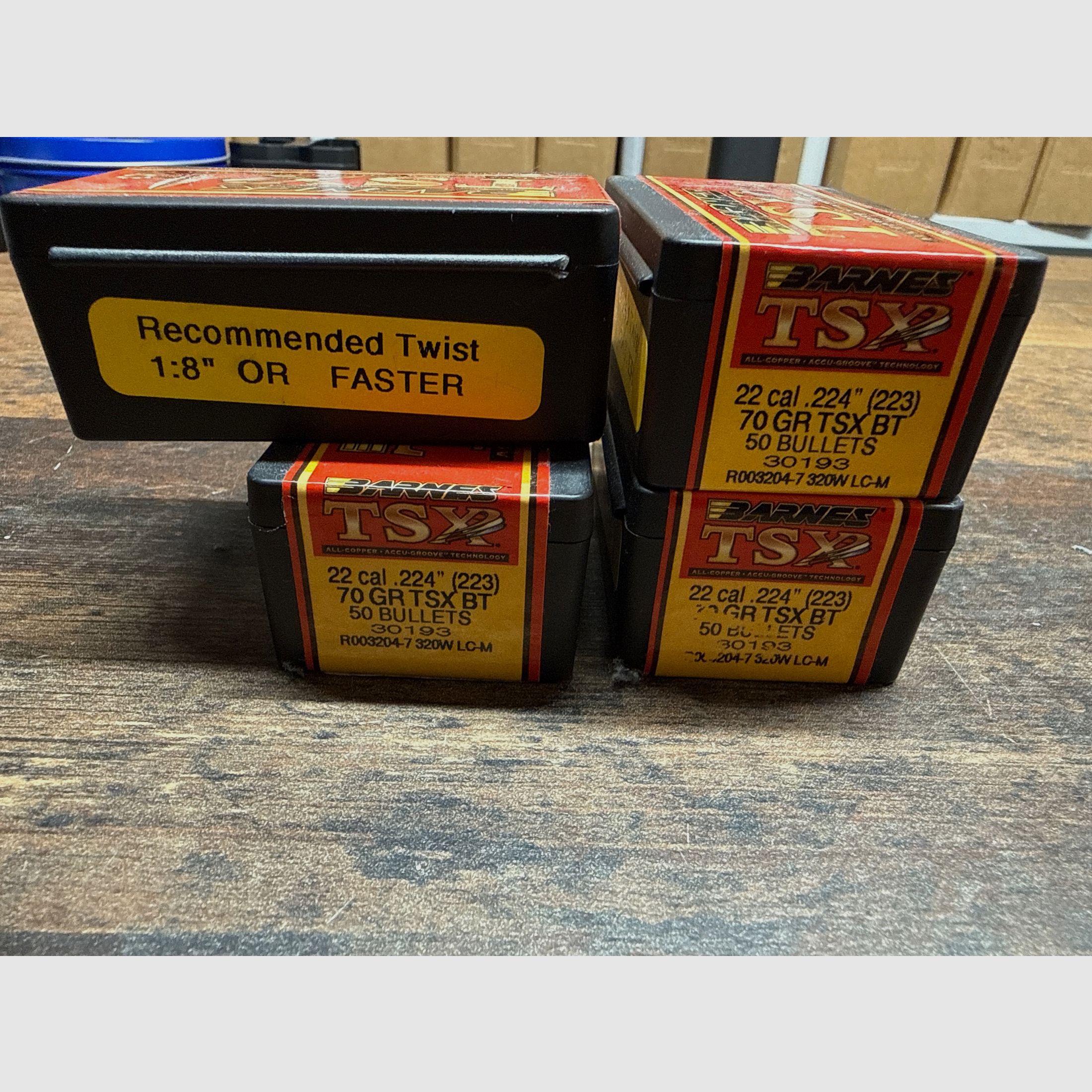 Bundle - Accessori per ricarica e proiettili vari - Set di matrici .45 Auto - Protezione per silenziatore di Svenke