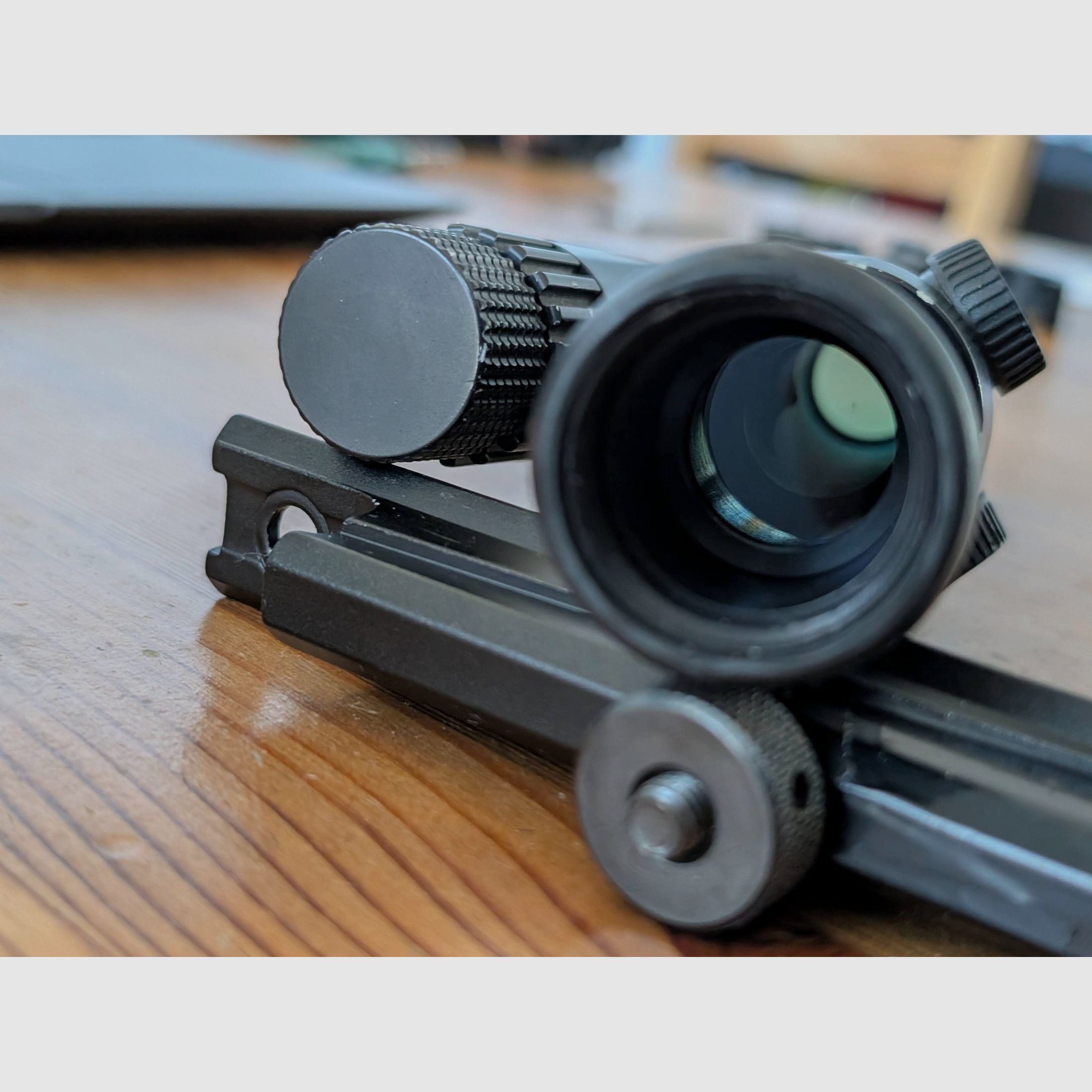 Original Aimpoint 2000 3 MOA