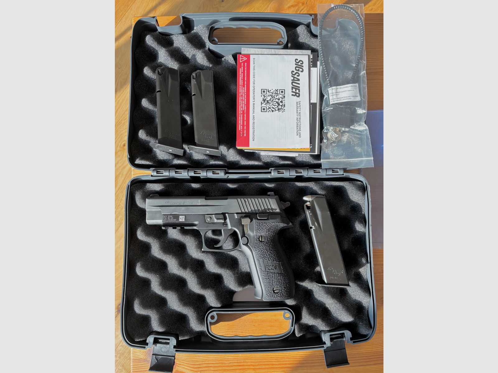 Sig Sauer P226 MK25