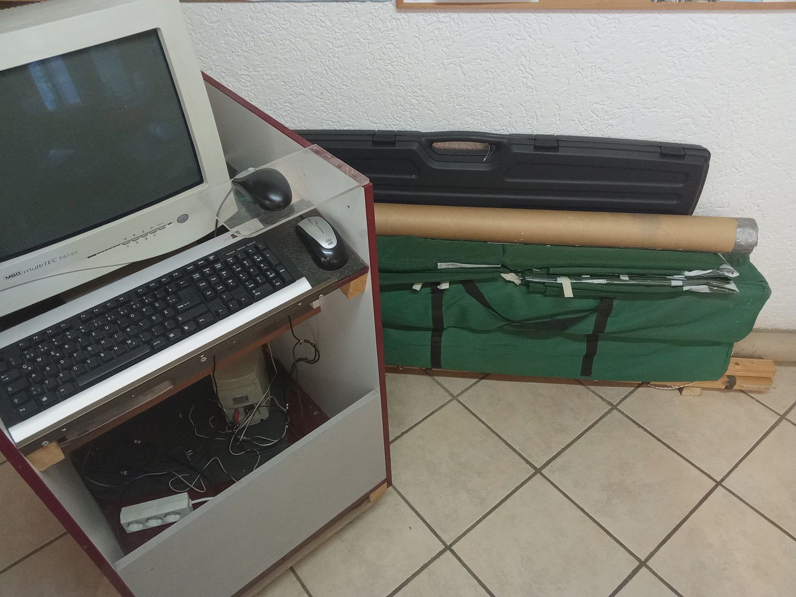 Electronic laser shooting cinema – used