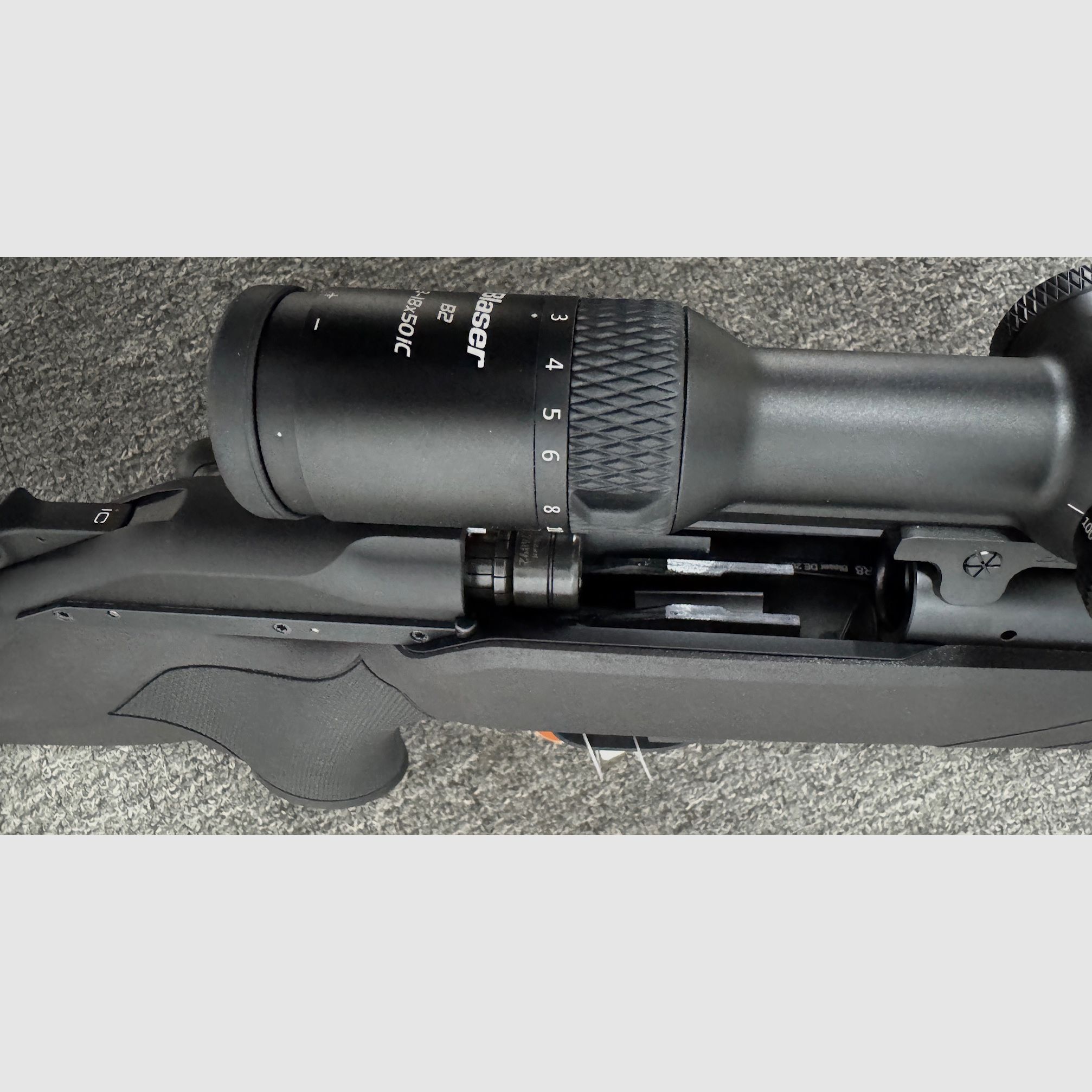 Blaser R8 Professional 2.0 !!left!! - .30-06 + M15x1 + LL 52cm + Blaser B2 3-18x50iC - New weapon