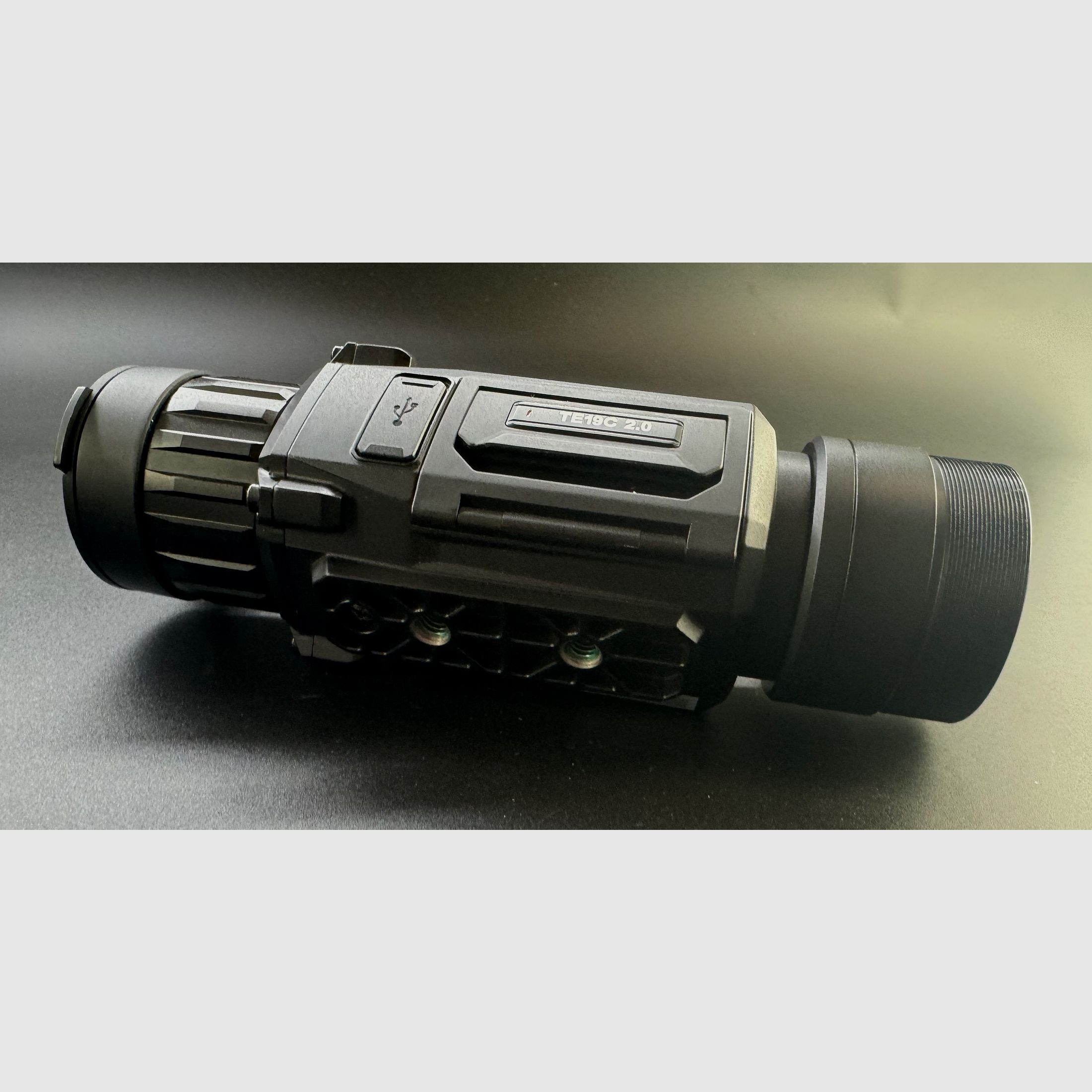 Aussteller Hikmicro 50-2-083 Clip-On Thunder TE19C 2.0 Wärmebildvorsatzgerät 256x192 Pixel 12µm