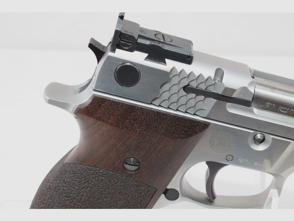Smith & Wesson SW Mod. 5906 Target Champion Performance Center - 9mm Luger - 6"