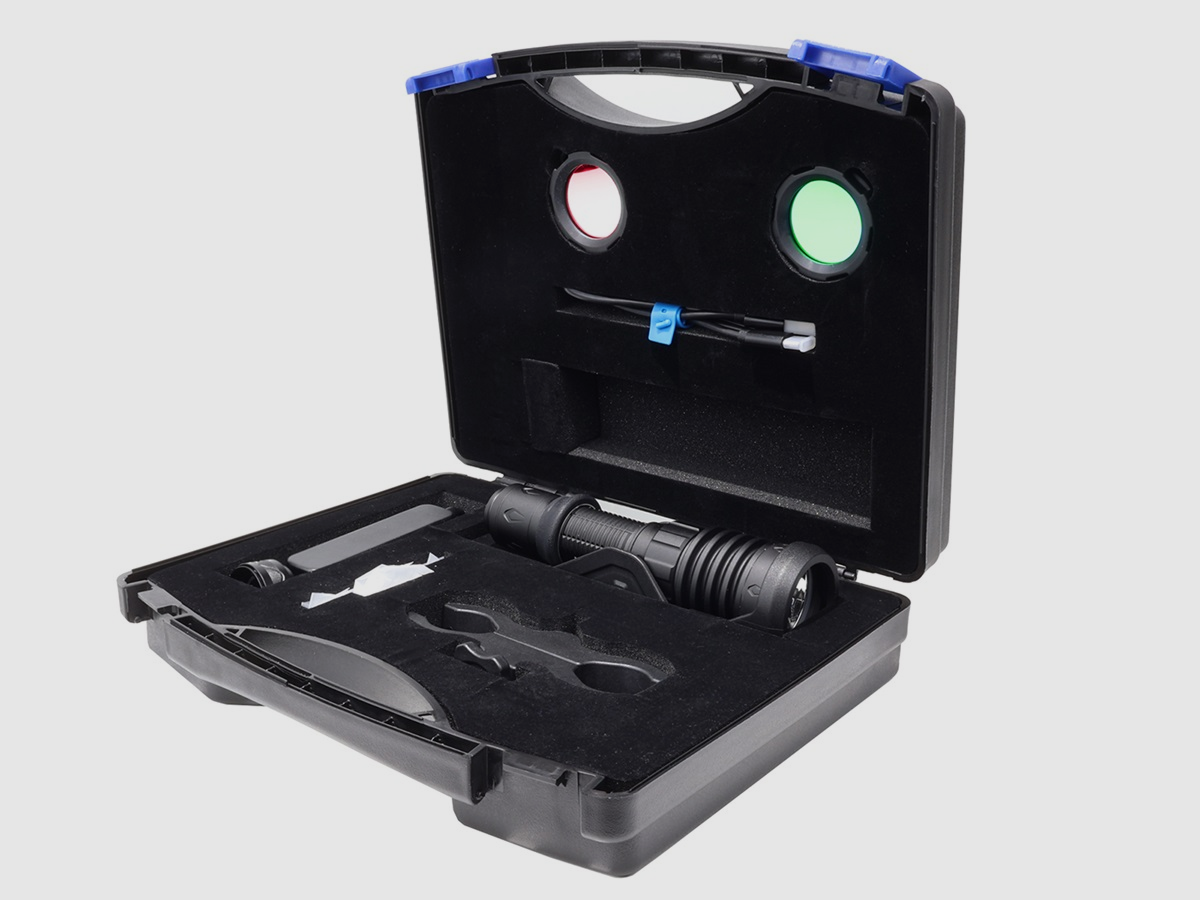 Olight Warrior X 4 kit da caccia, immagine 2 di 9