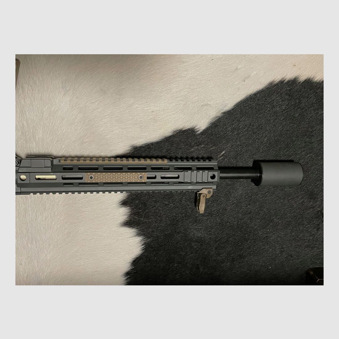 OBERLAND ARMS OA-15 PR M5, Lauf 16,75", OA MDR M-LOK Handguard 13", OA M4-Schaft BUIS, MFD