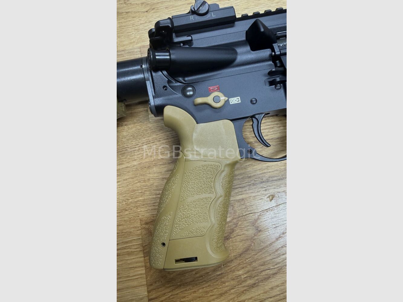 Heckler & Koch MR223 A3 Slim-Line 11" Lauf - halbautom. Büchse .223Rem MGBs Sondermodell black/RAL Edition inkl. Schalldämpfer B&T AG Print X RBS I Compact QDN 223 FDE - flow through - zivile Version HK416 / G95K / G38 G95A1 / G95KA1 / mit Upgrades