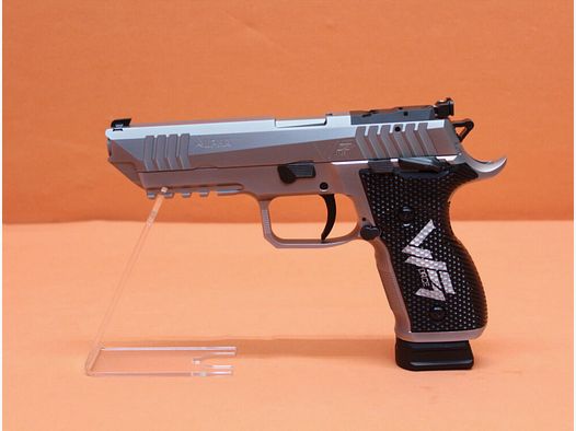 AREX Ha.Pistola 9mmLuger AREX ALPHA RACE WFORCE1 OR/ Optics Ready 5" Canne/ Acciaio inossidabile/ 2 Caricatori di riserva