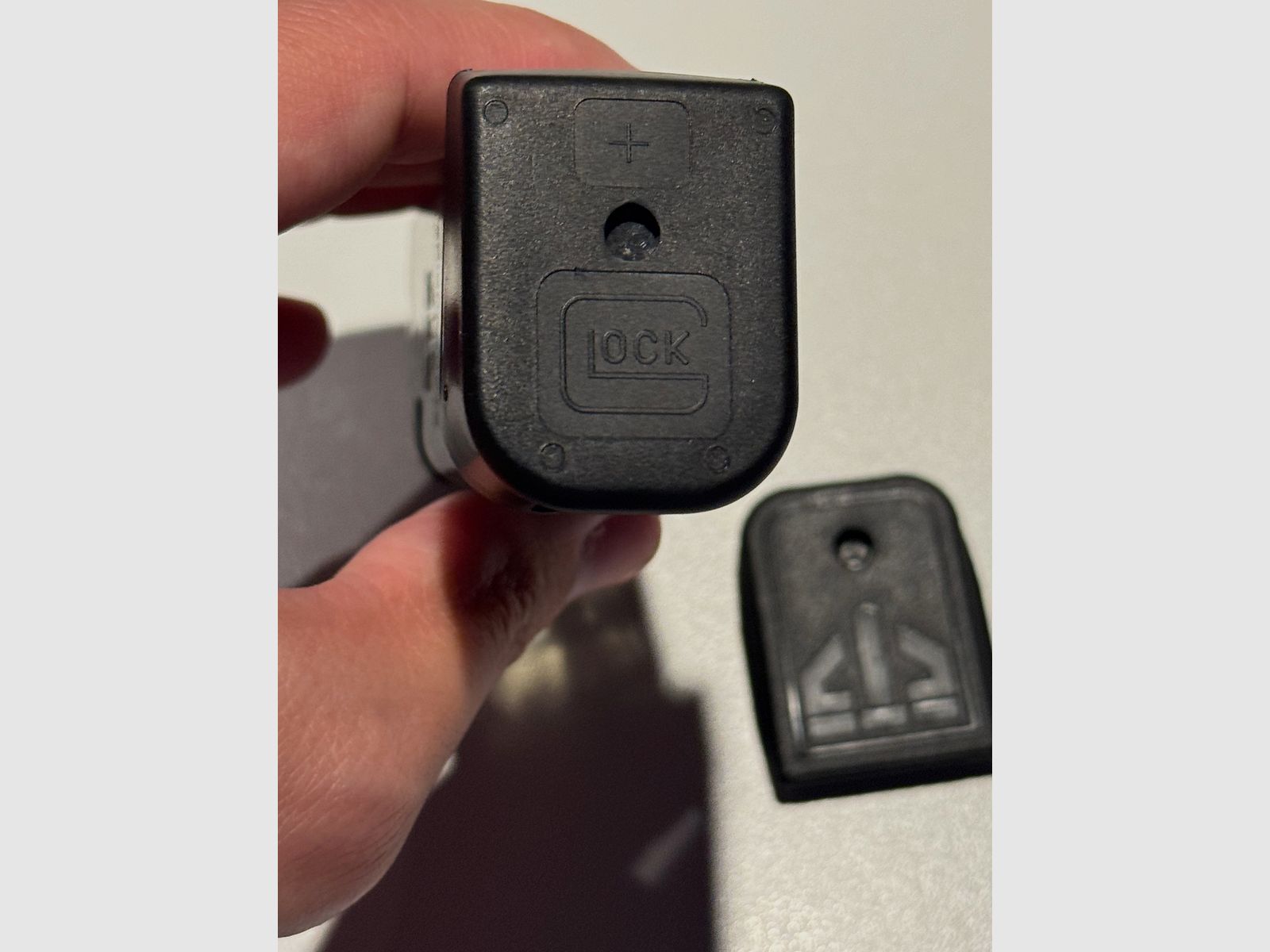 Glock 19 Magazine ETS Carbon Smoke Transparent 15+2 rounds