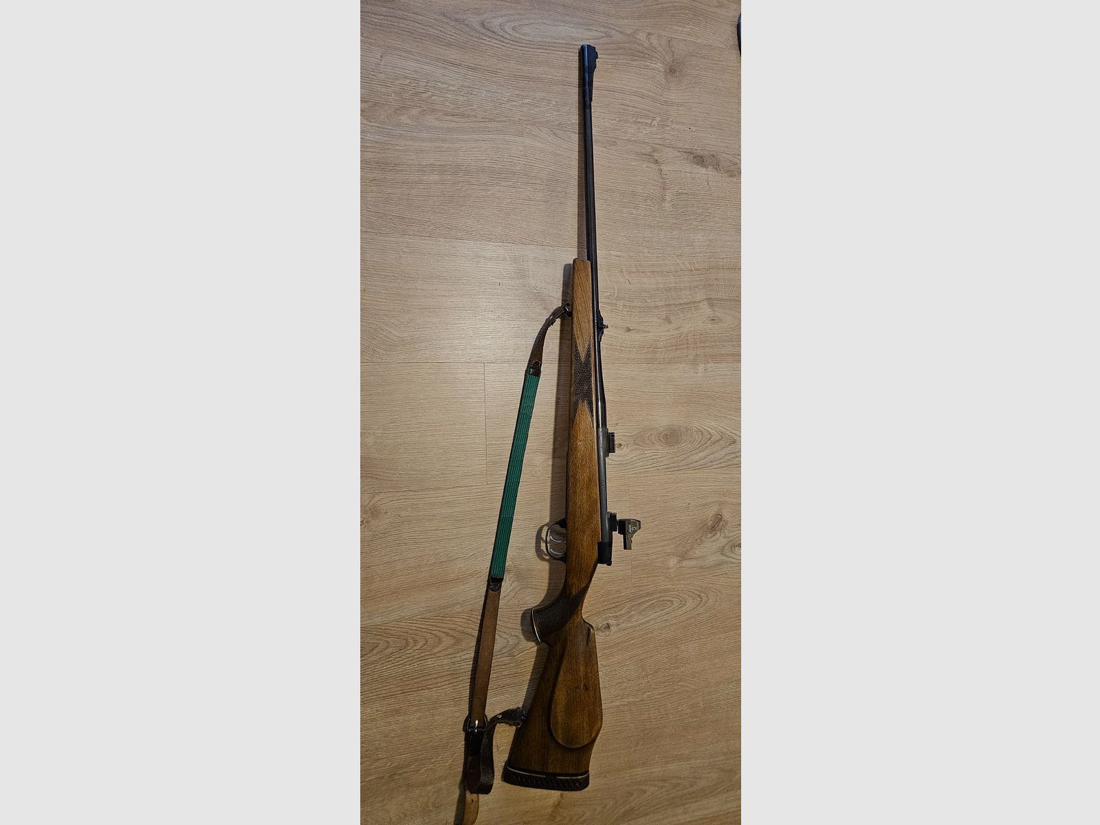 Akah Voere 8x68S mit Docter Sight 2 plus neu