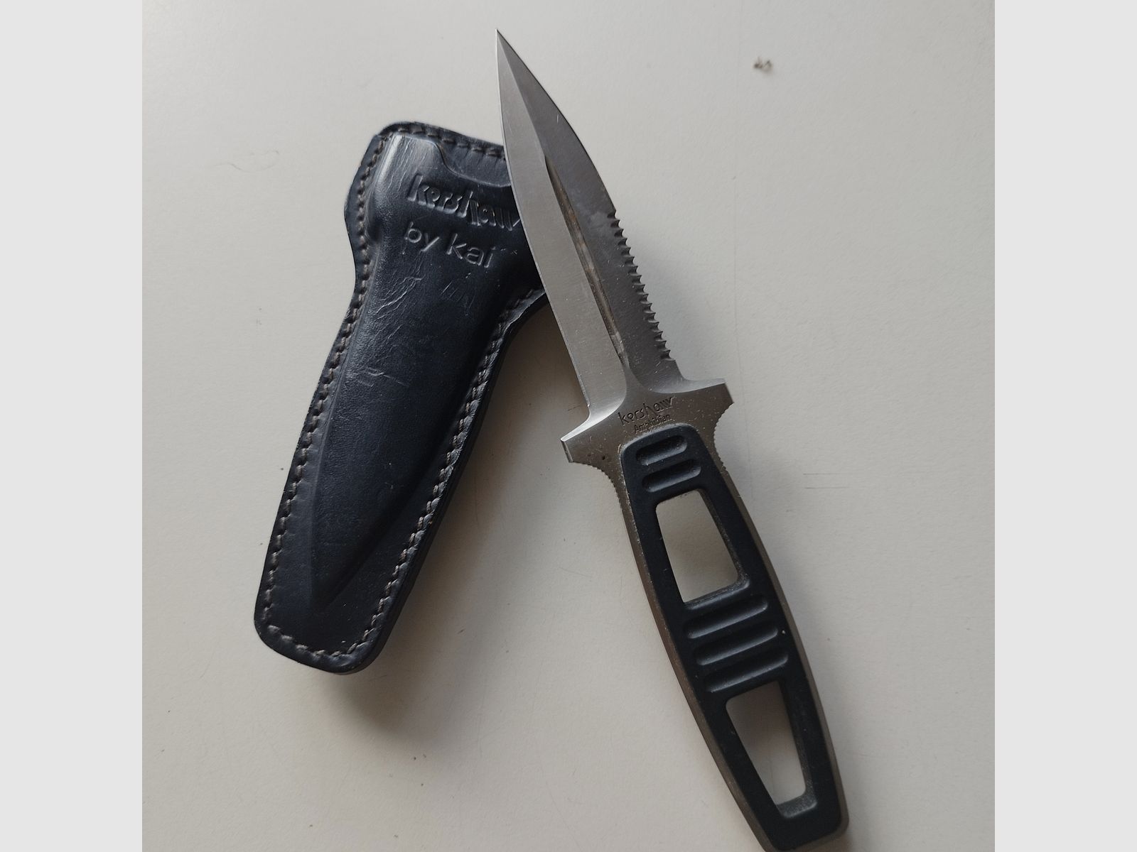 Hochwertiges Taucher-Messer Kershaw 1006 Japan mit Leder-Clip Scheide, Bild 1 von 7