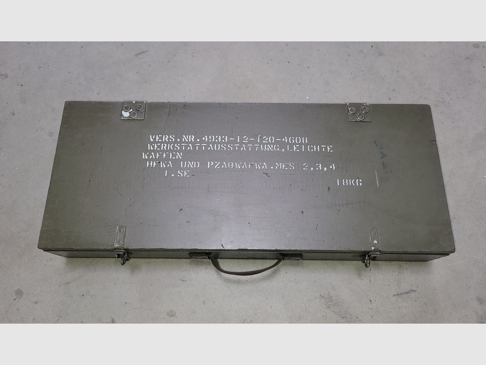 BW workshop equipment, light weapons / MG3 / G3 / P1 / SIGPi / UZI / 40mm grenade pistol