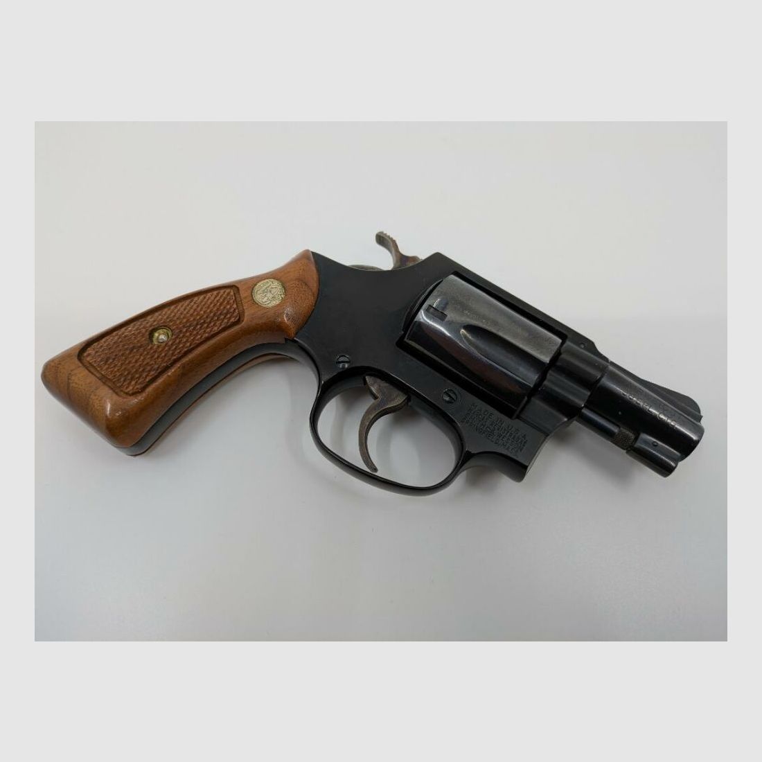 S&W 37