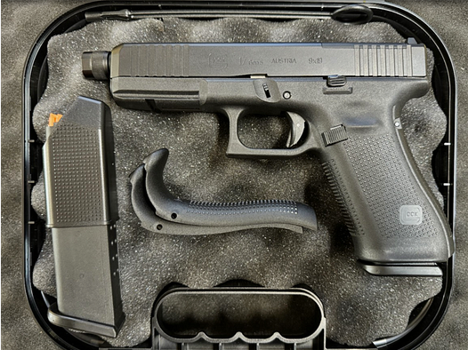 like new Glock 17 Gen 5 MOS FS + threaded barrel